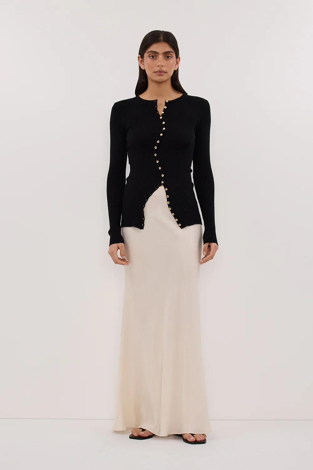 AMBER BLACK LONG SLEEVE KNIT CARDIGAN