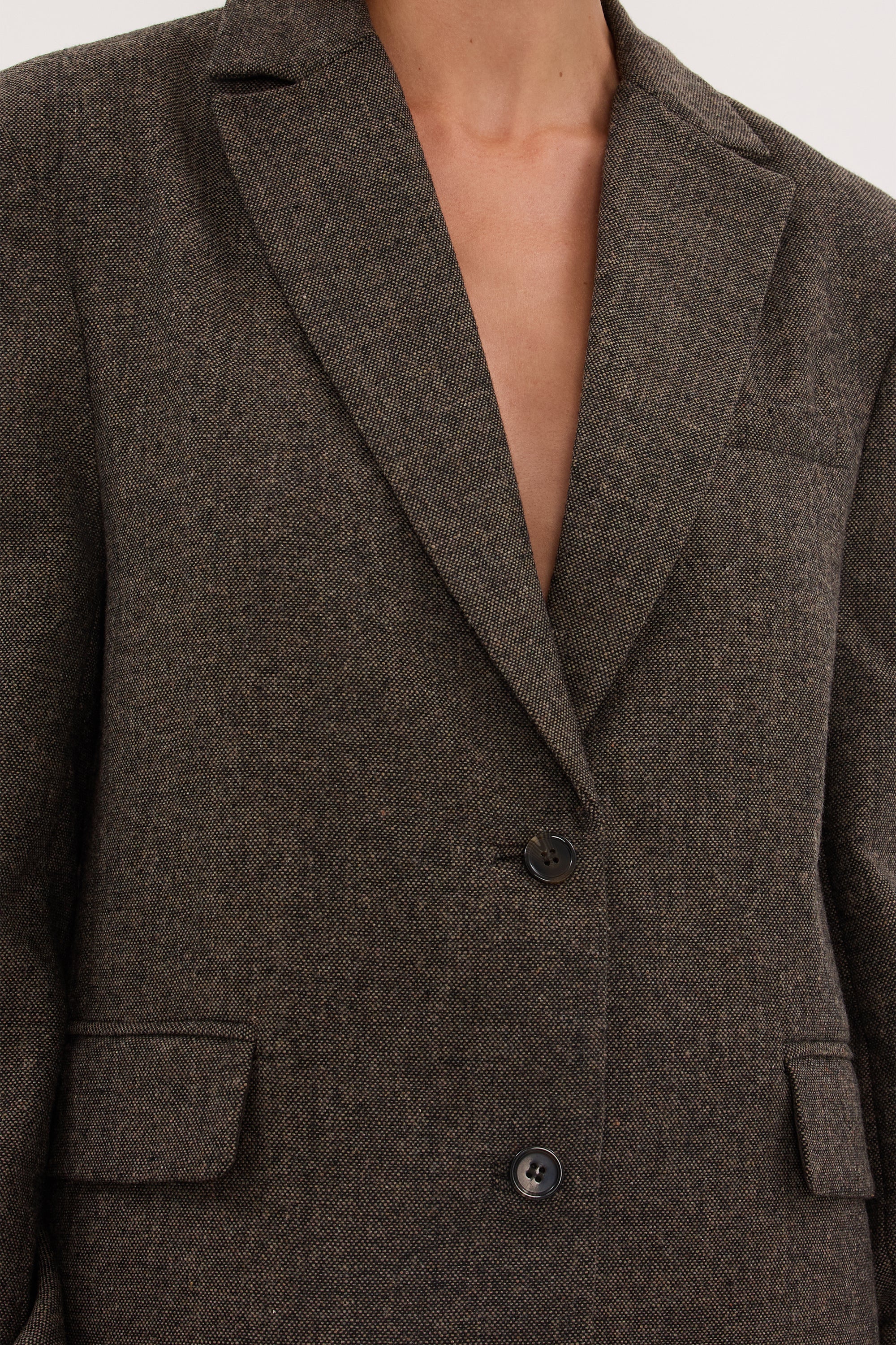 AMELIA MOCHA TEXTURED BLAZER - Image 4