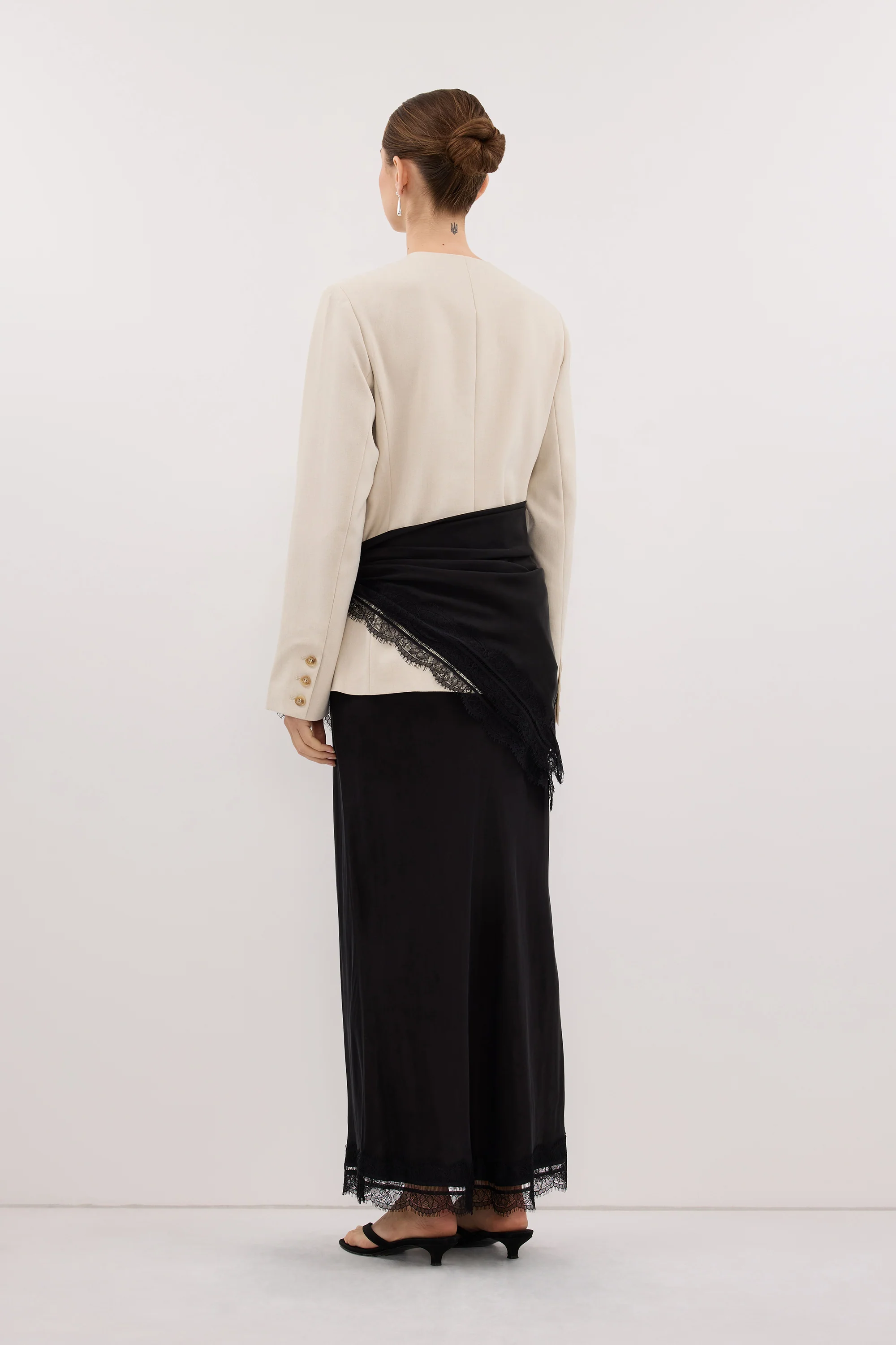 ANDREA BLACK CUPRO LACE SCARF - Image 3