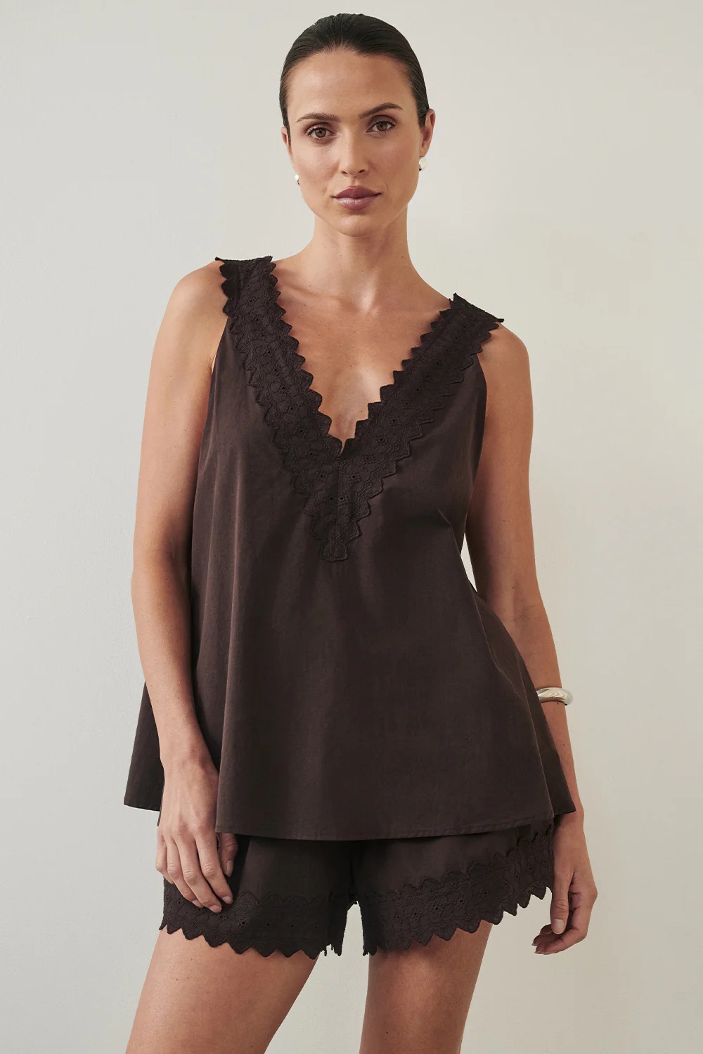 ANNABEL BURNT CHOC V NECK TOP