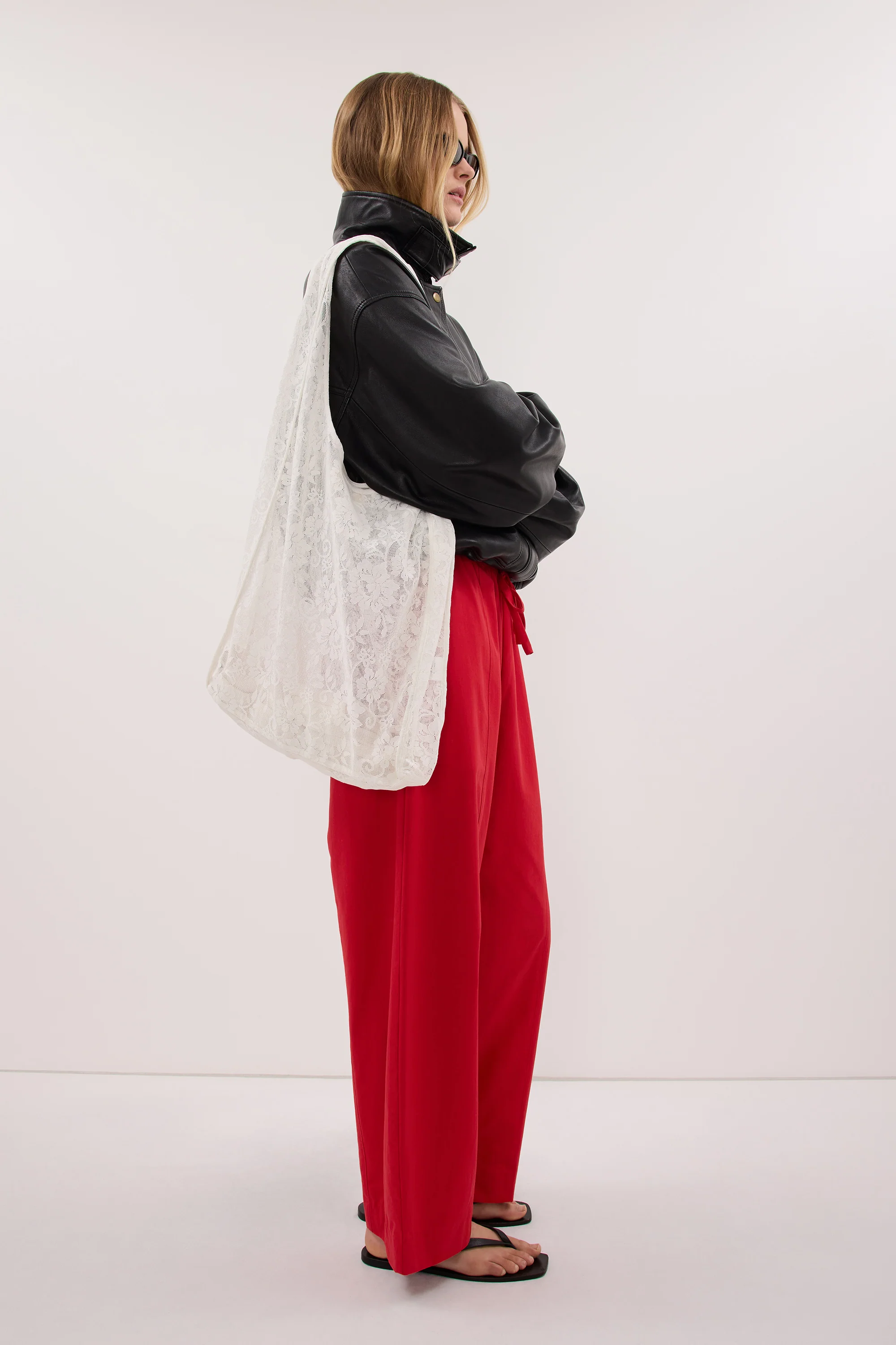 ANYA WHITE LACE SHOULDER BAG - Image 4