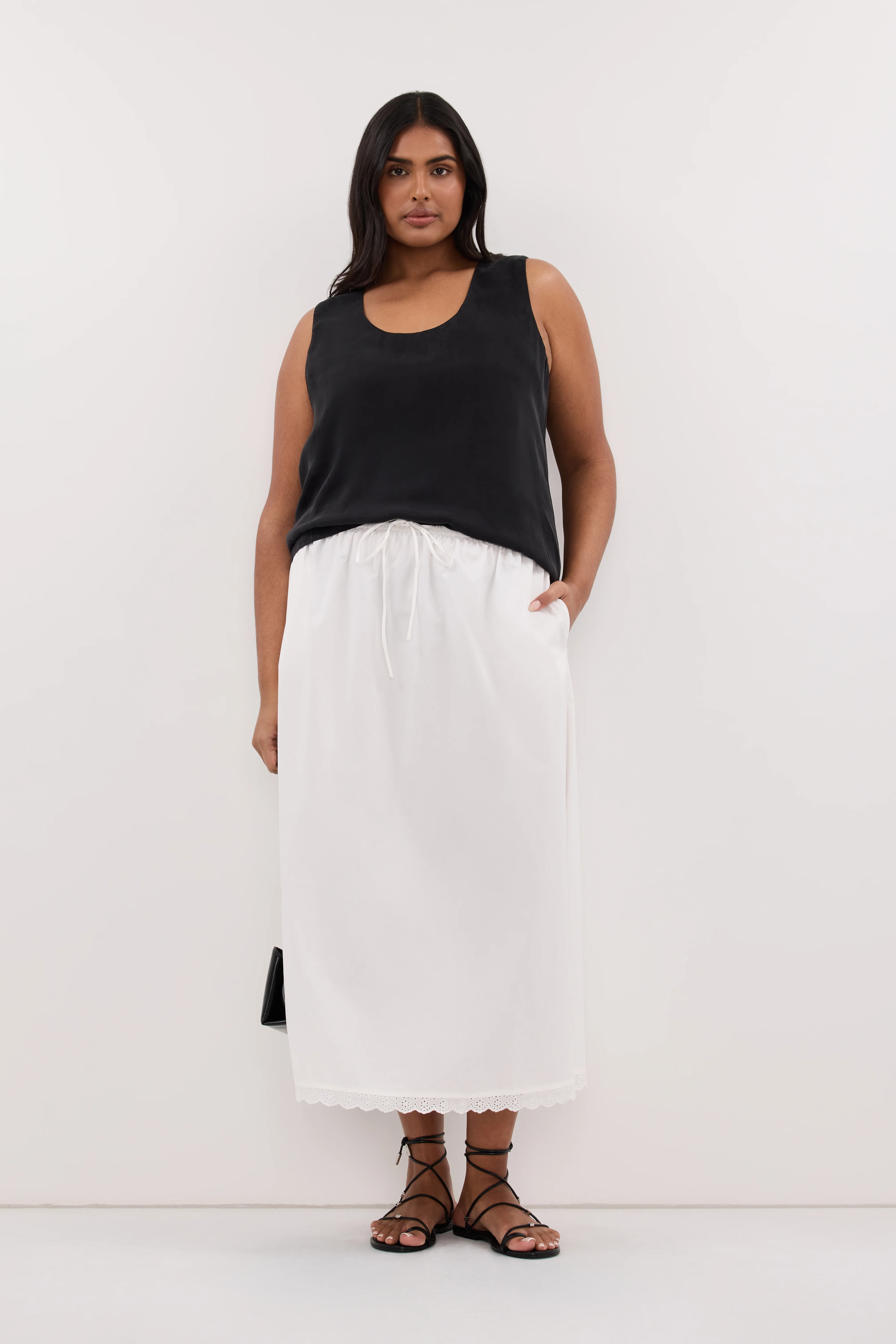 ARLETTE WHITE COTTON GATHERED 7/8 SKIRT - Image 6