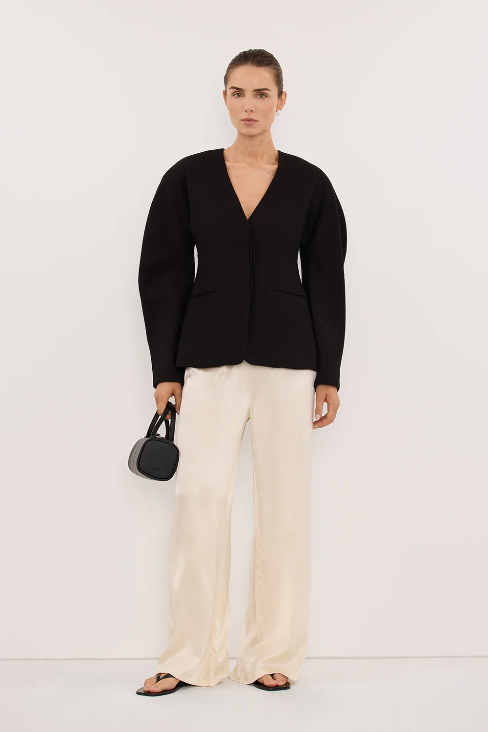 BOBBI BLACK BOUCLE COCOON BLAZER - Image 6