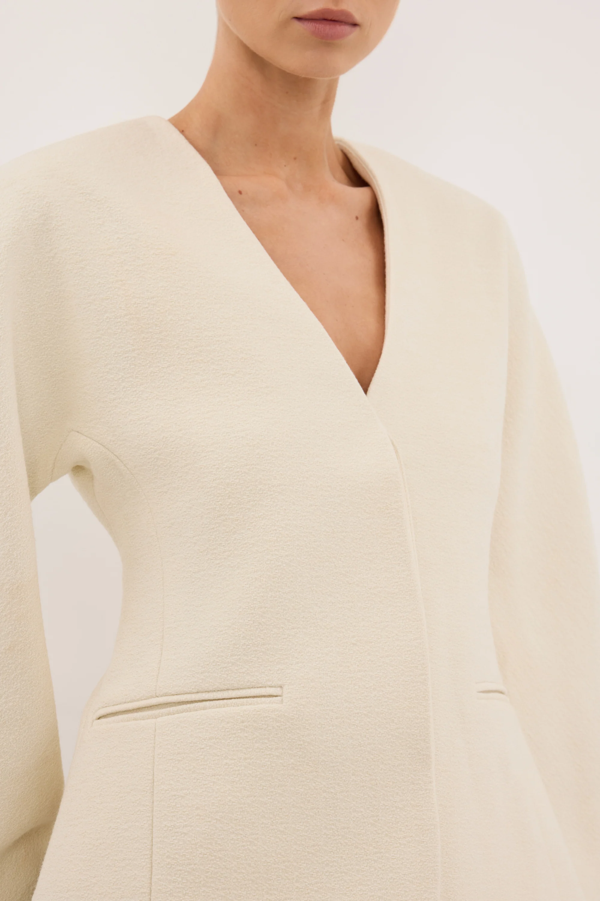 BOBBI CREAM BOUCLE COCOON BLAZER - Image 5