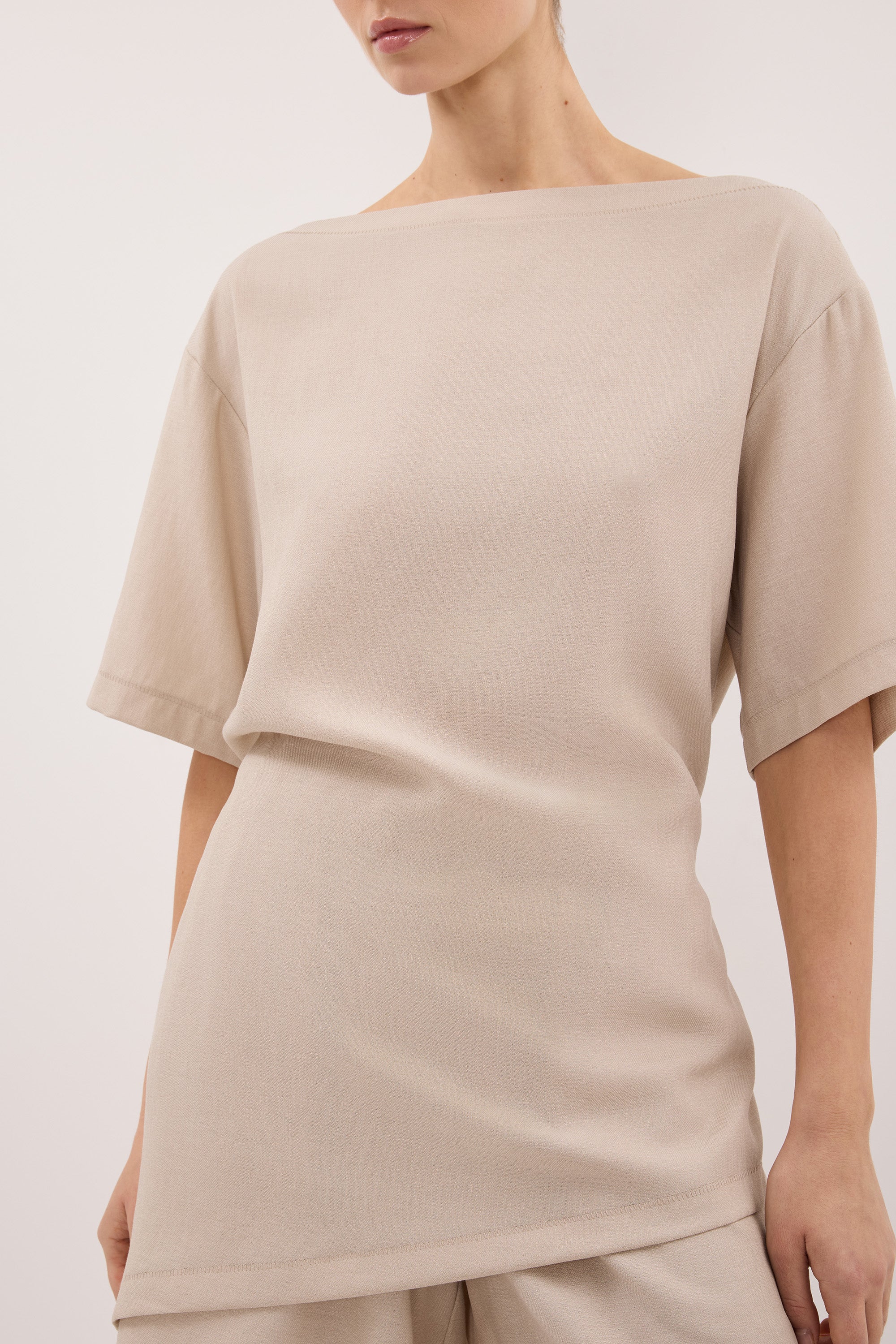 CALIA BONE BOAT NECK SLEEVED TOP - Image 5