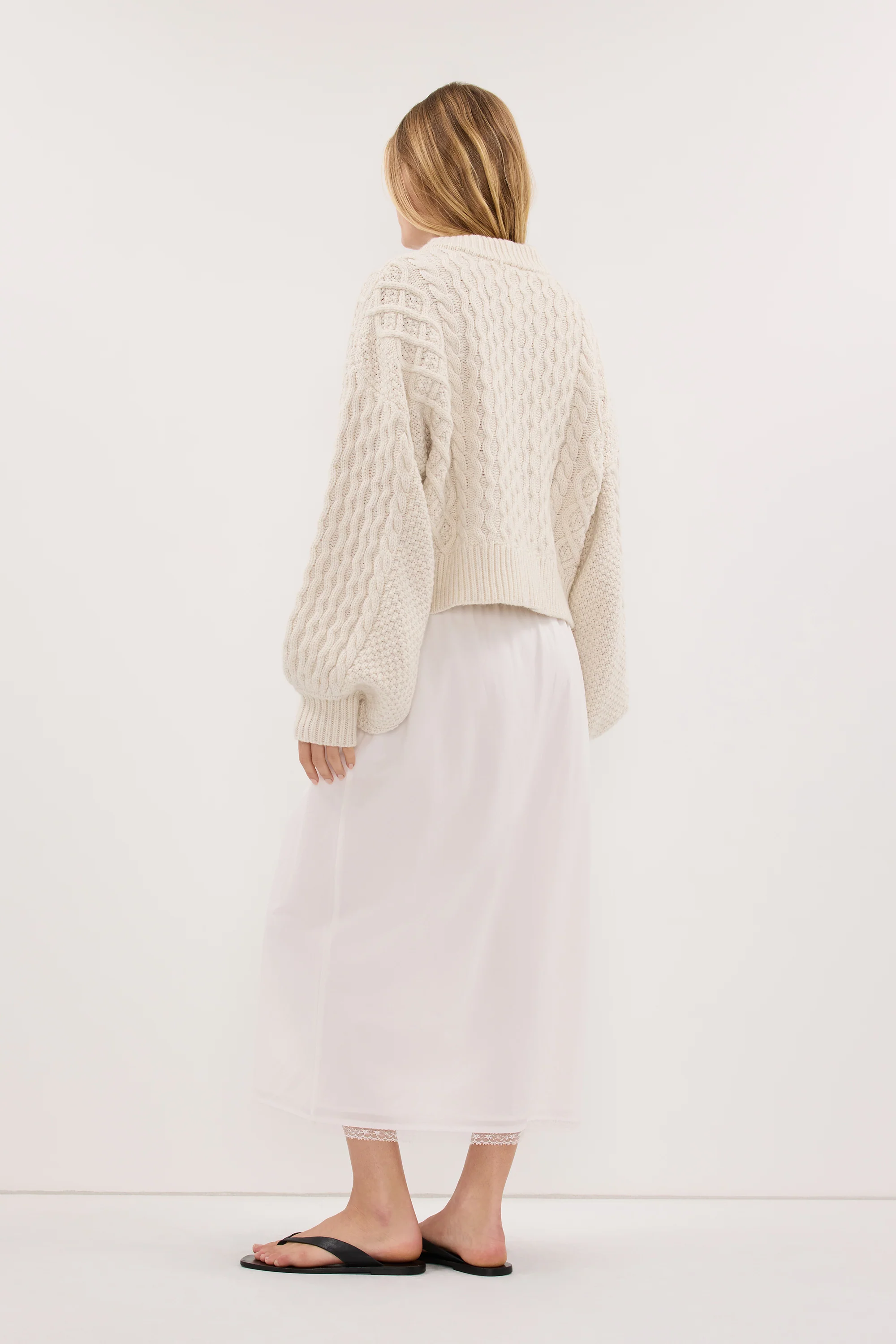 CARMEN IVORY CABLE KNIT CARDIGAN - Image 4