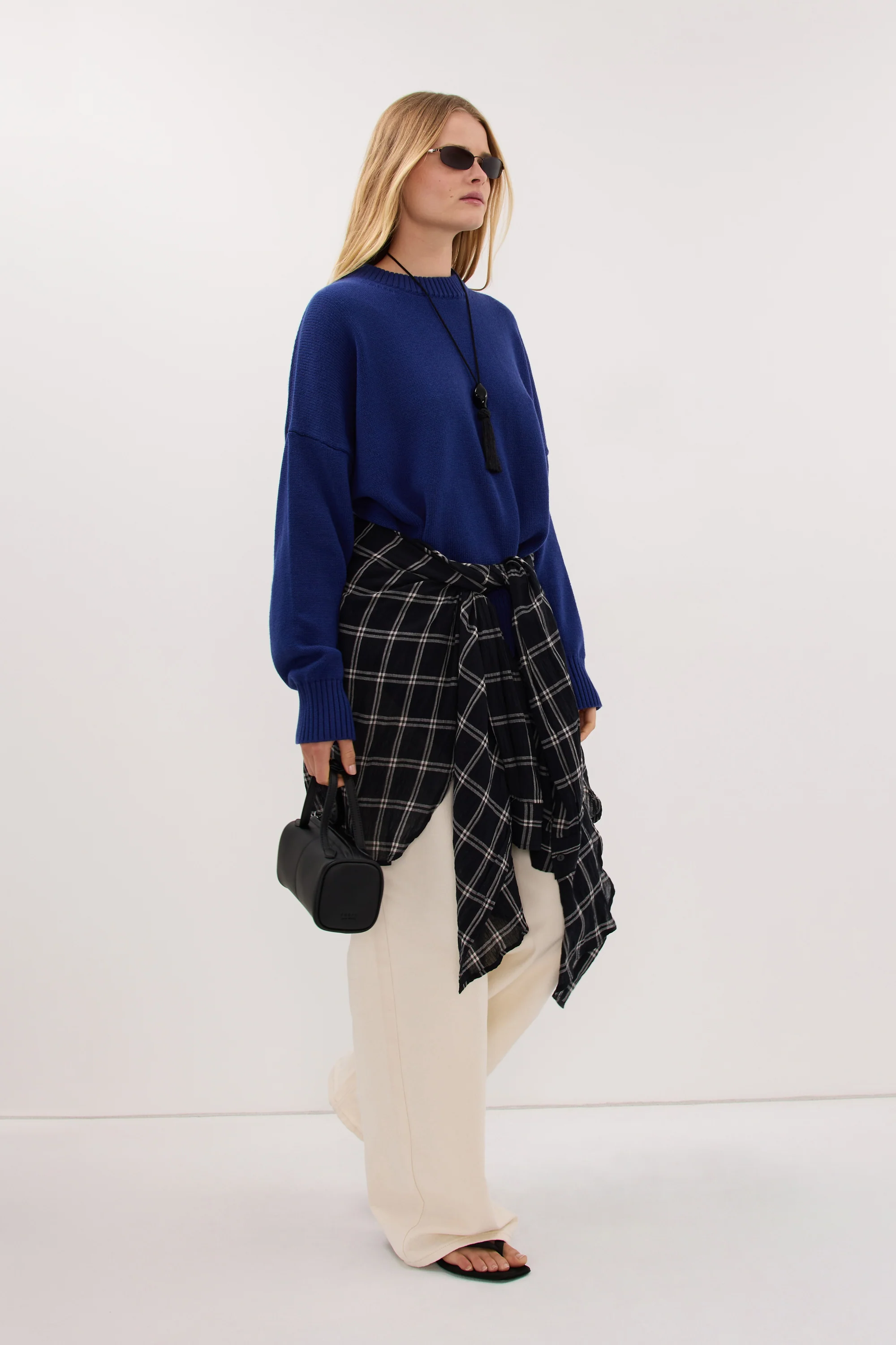 CECILIA COBALT CREW NECK JUMPER - Image 4