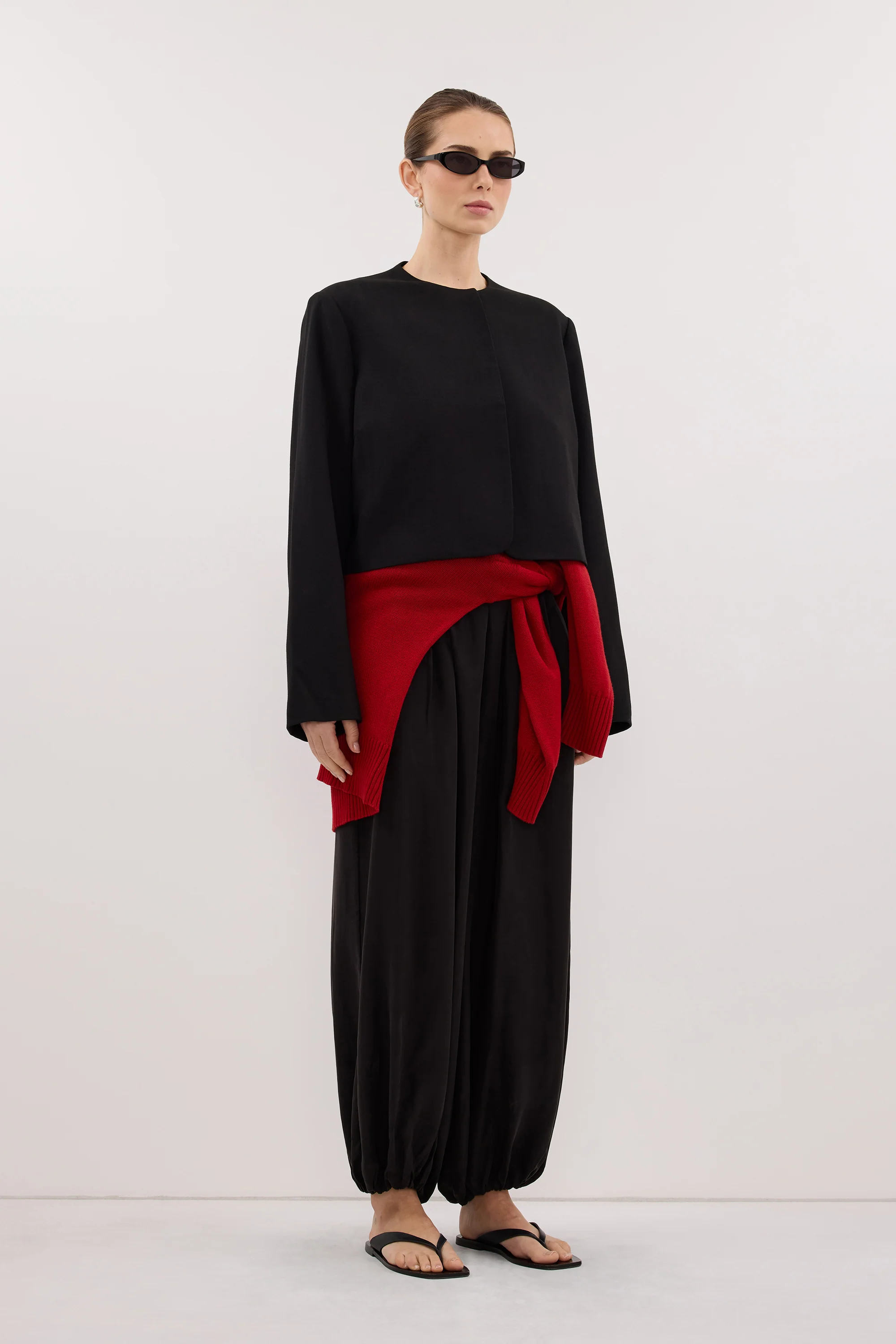 CYRUS BLACK CROPPED BLAZER - Image 3