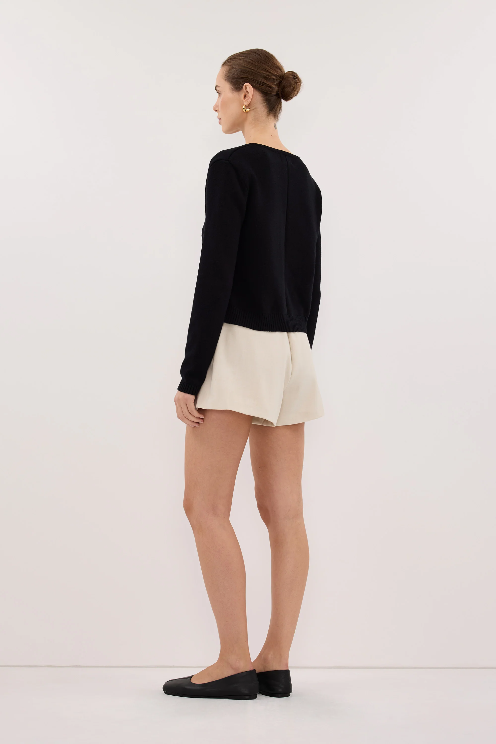 CYRUS BONE TAILORED SHORT - Image 7