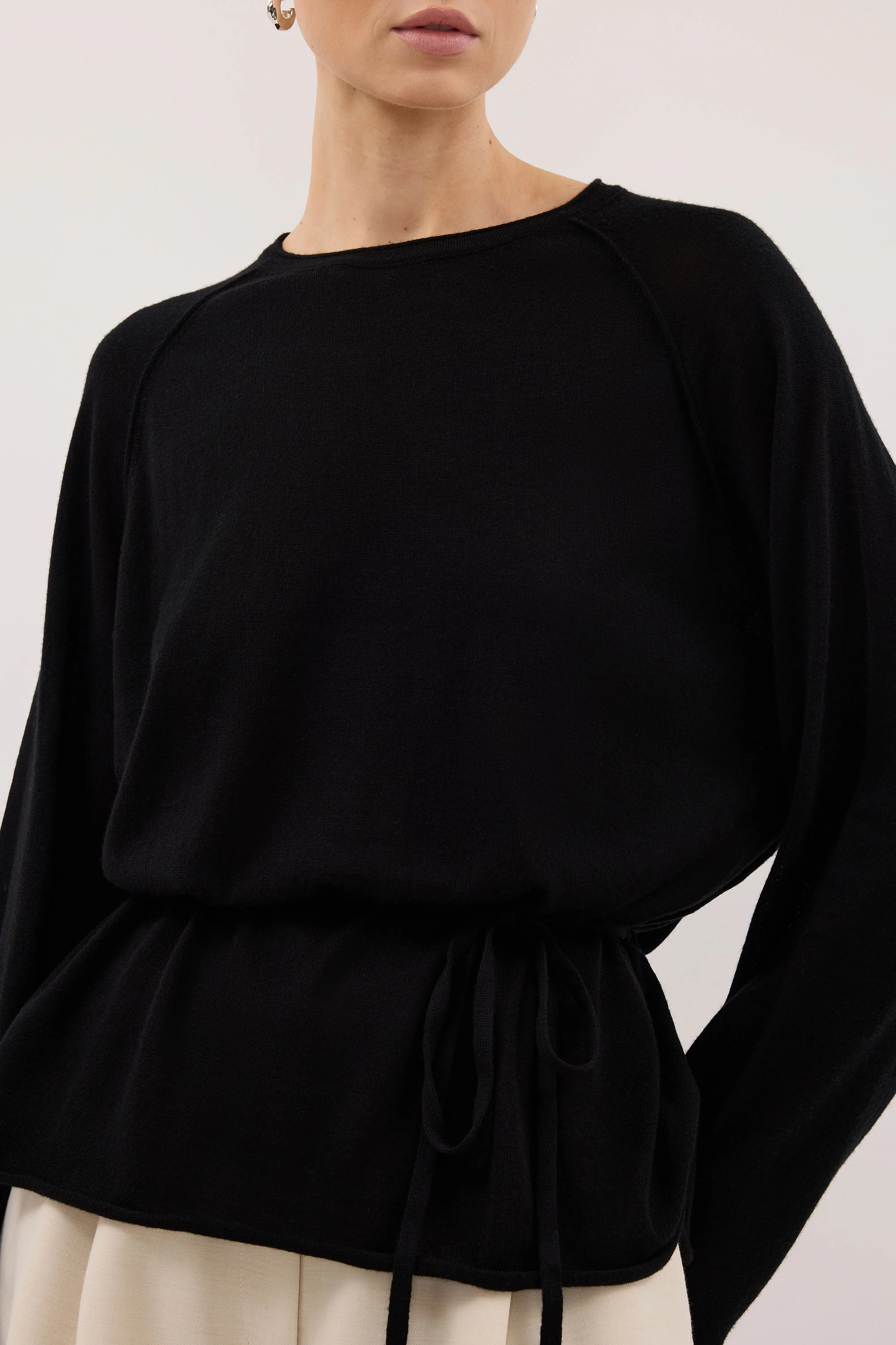 DUKE BLACK TIE MERINO KNIT TOP - Image 4