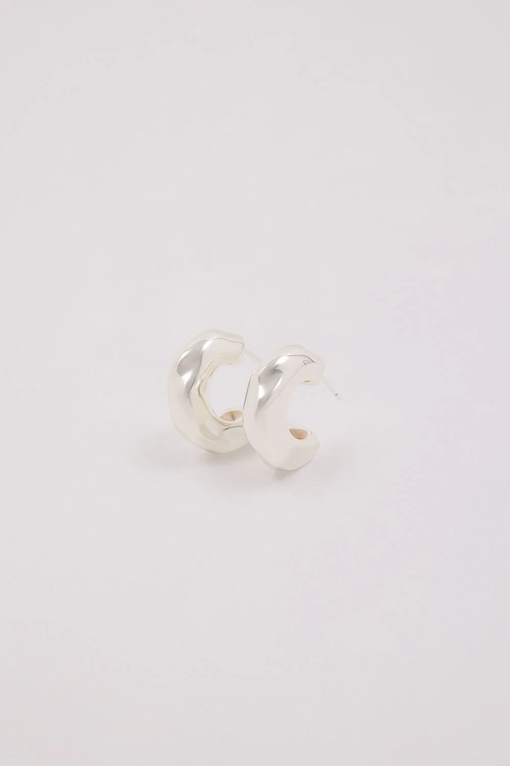 F+H SILVER HAMMERED CHUBBY HOOPS
