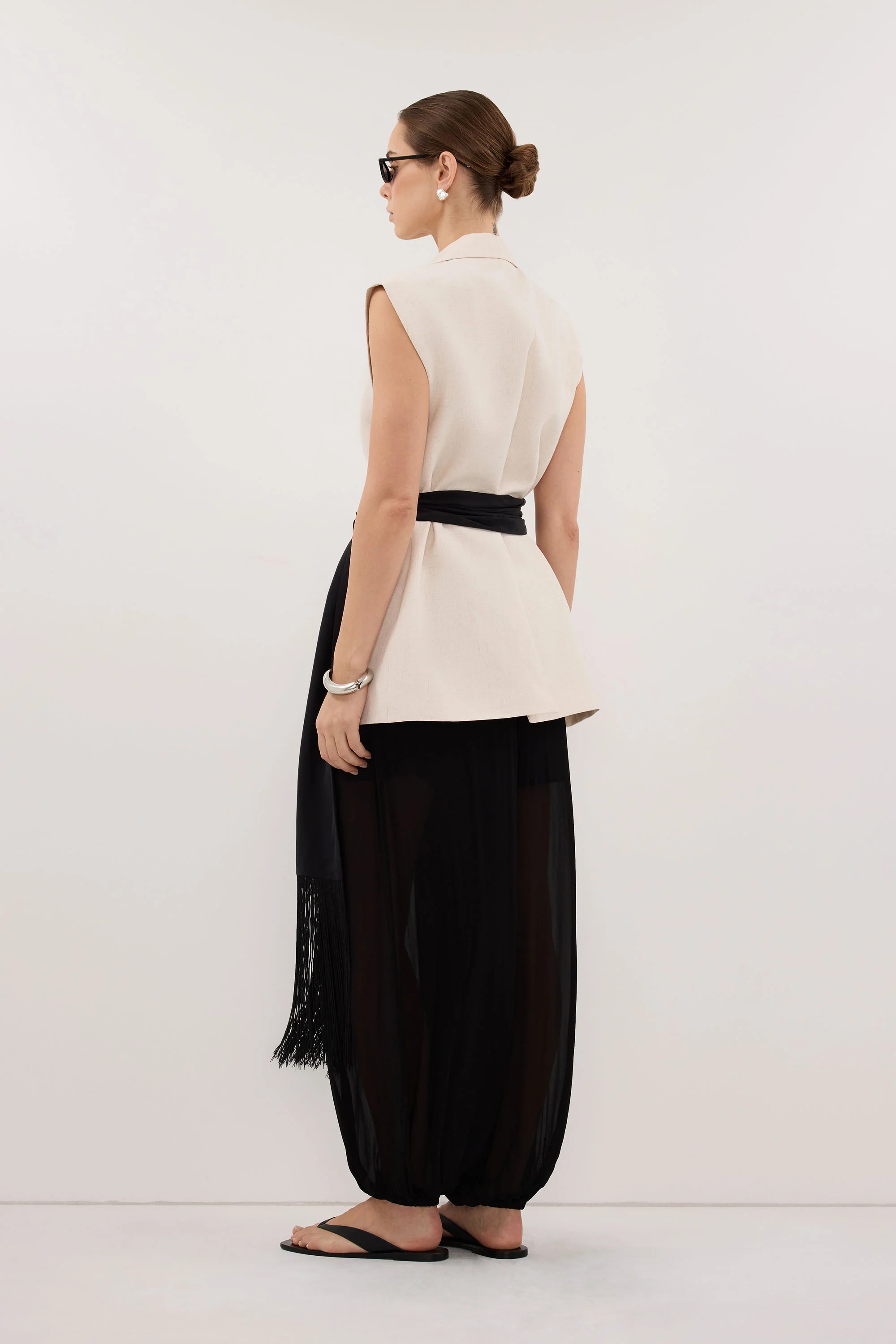 FIORA BLACK CUPRO FRINGE SCARF - Image 4