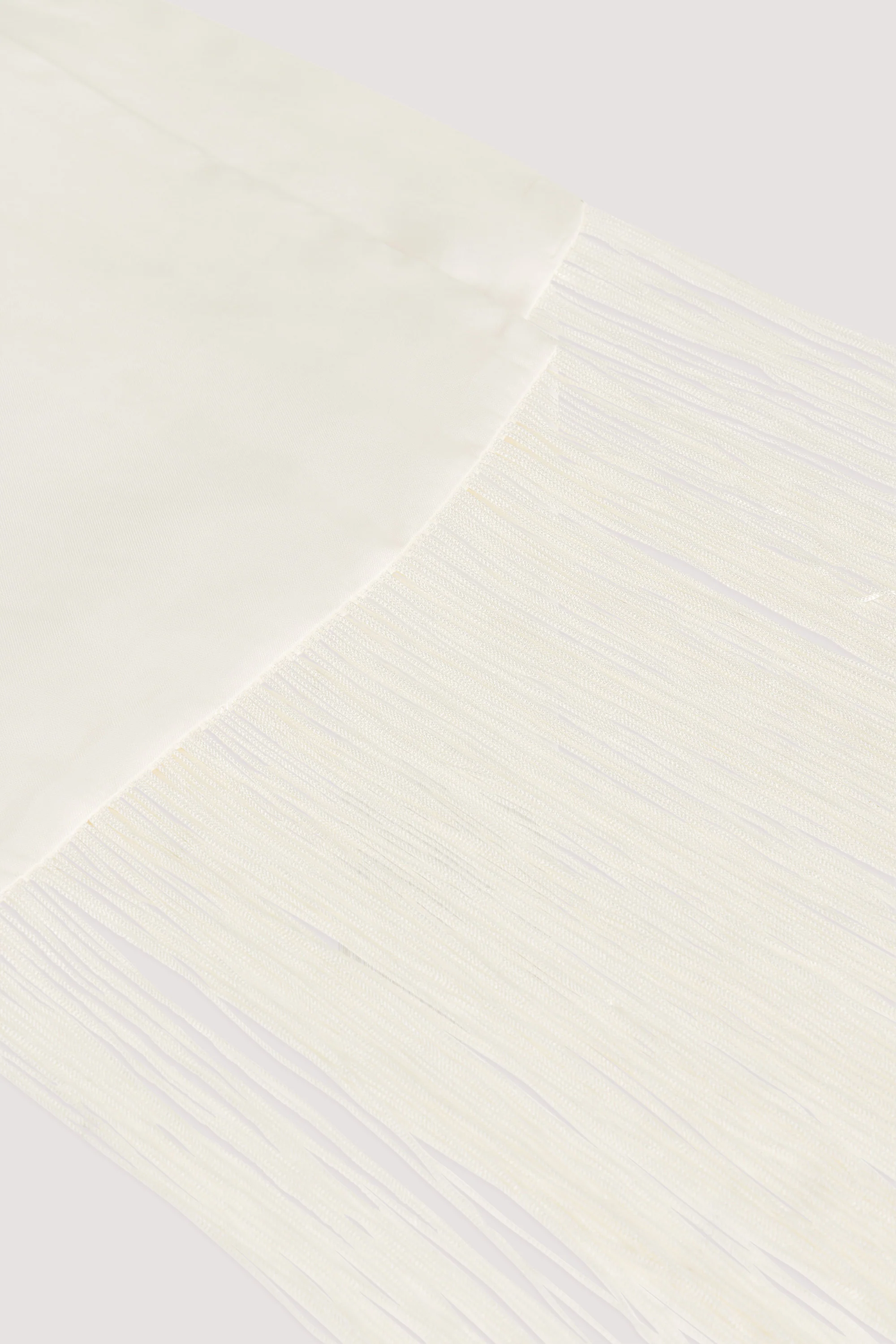 FIORA WHITE CUPRO FRINGE SCARF - Image 5