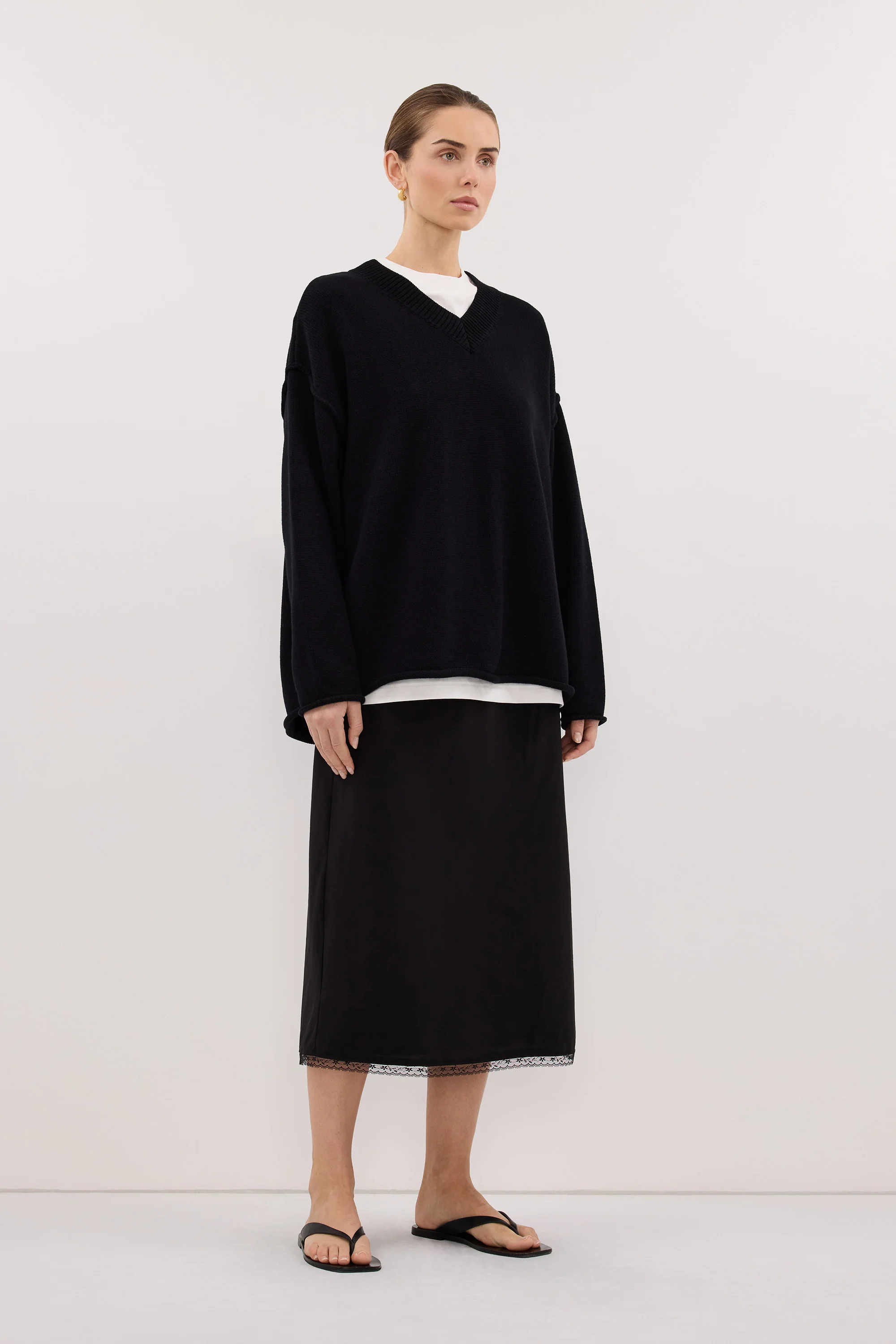 FLINT BLACK V NECK KNIT JUMPER - Image 3