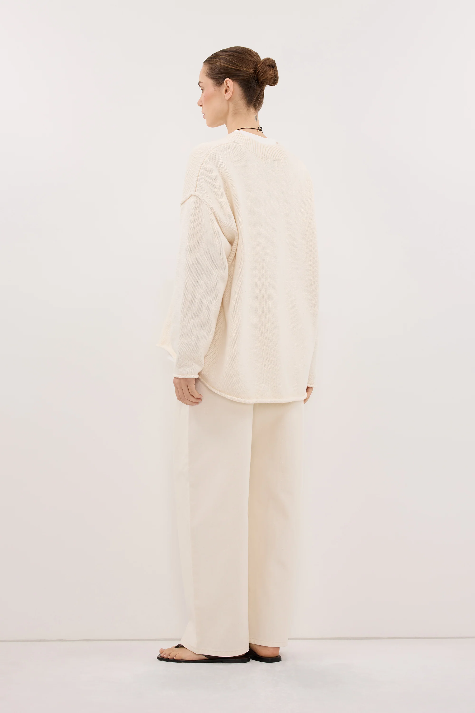 FLINT CREAM V NECK KNIT JUMPER - Image 4
