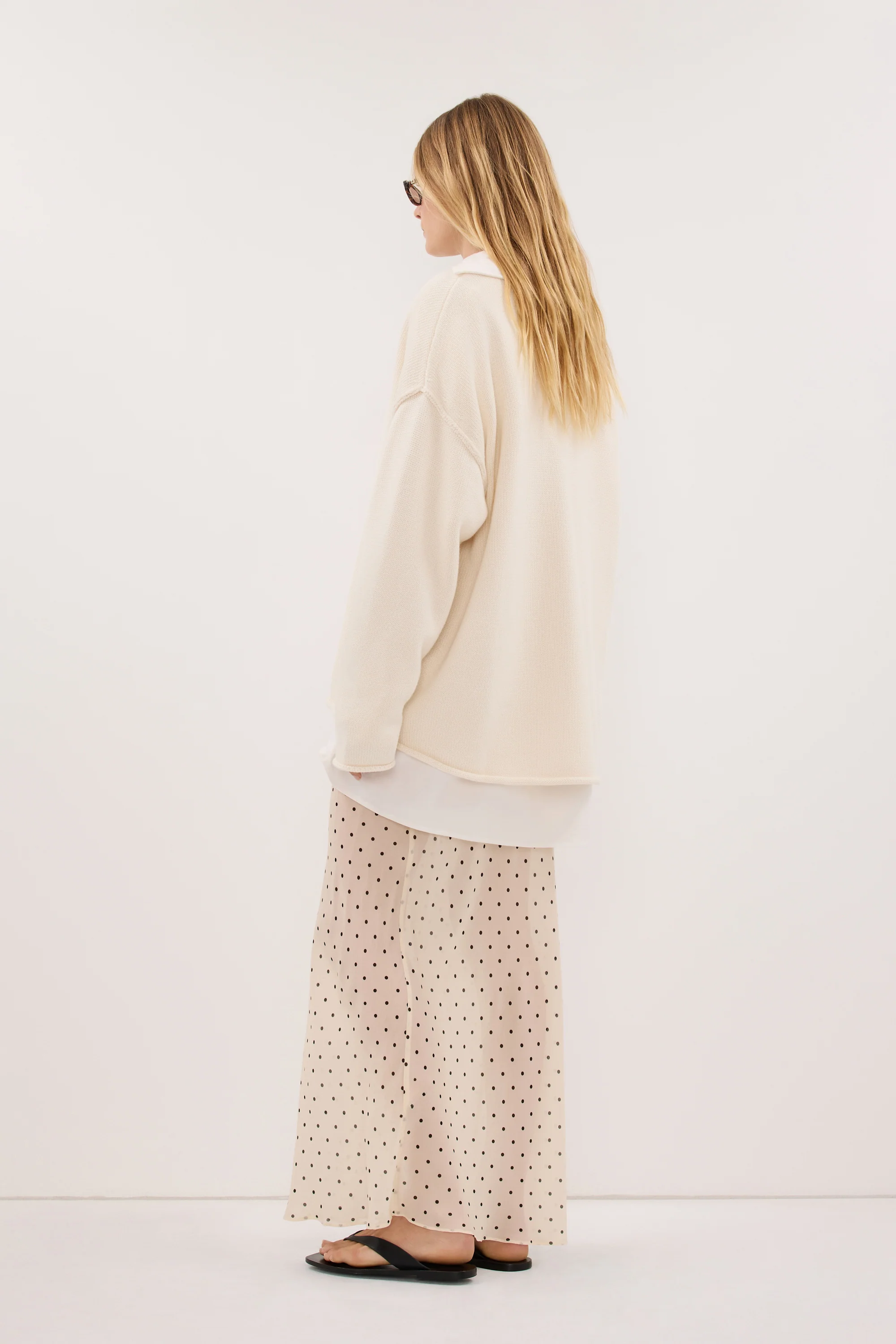 FLINT CREAM V NECK KNIT JUMPER - Image 7