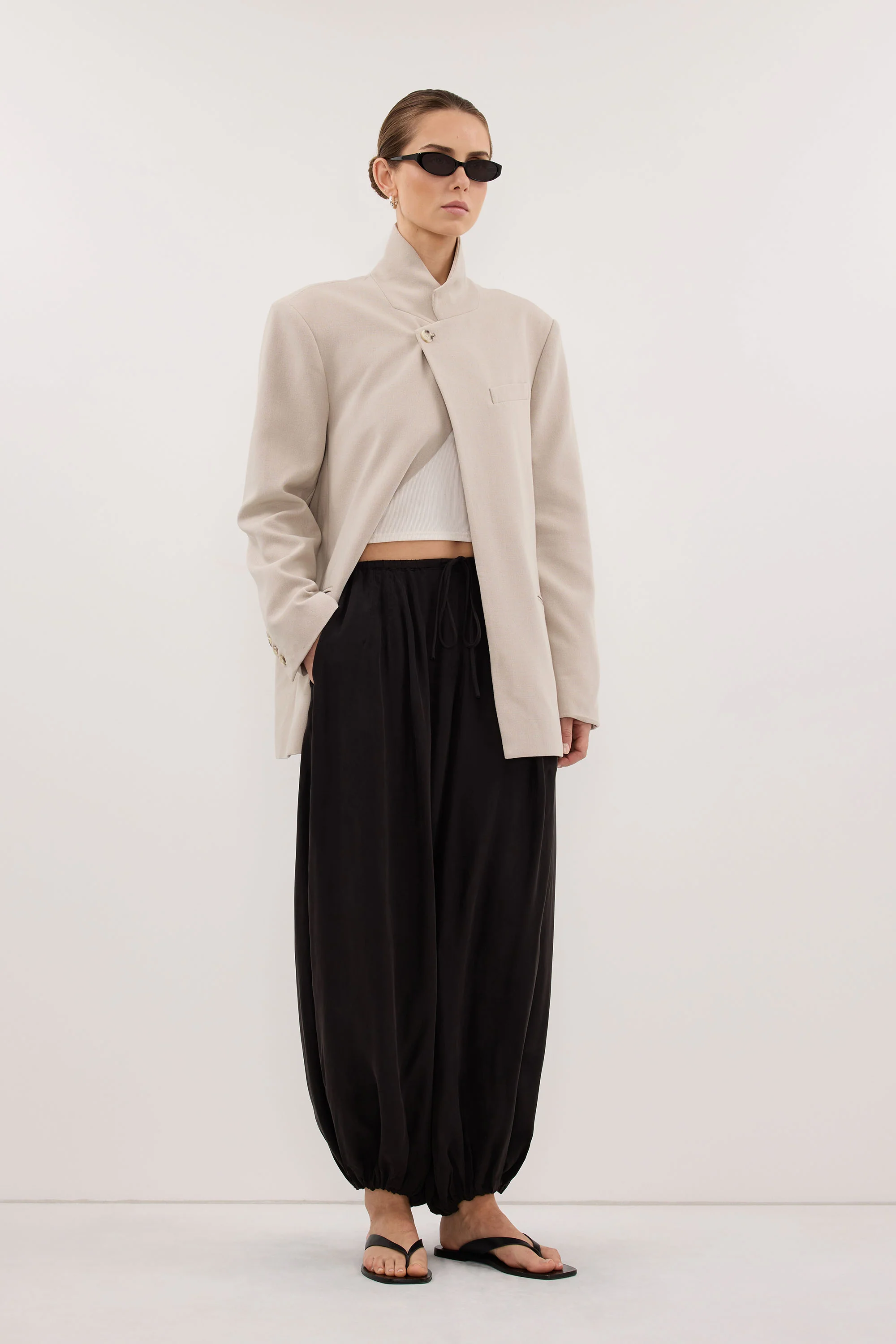 FRANCIS BLACK CUPRO BALLOON PANT - Image 4