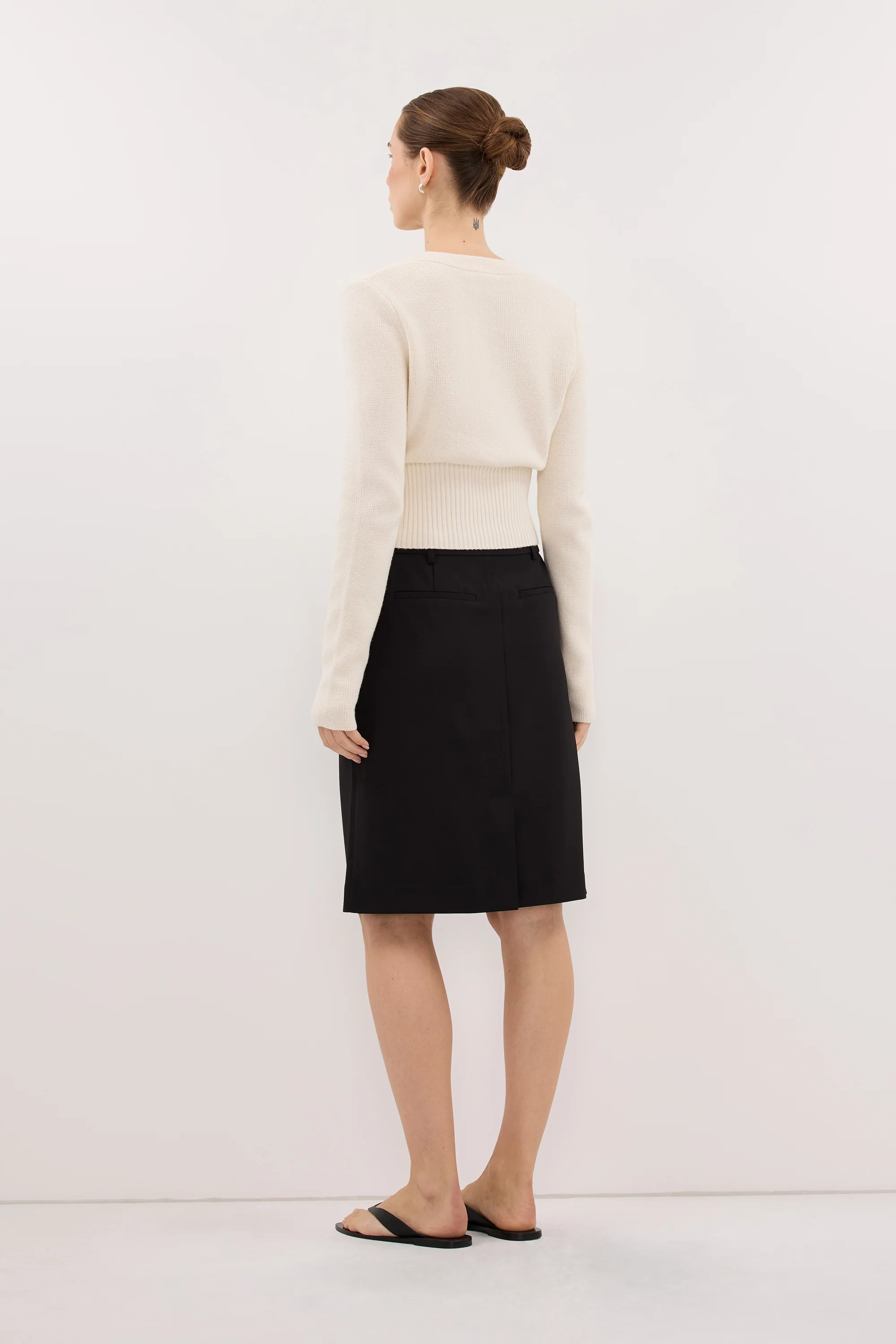 IRIS IVORY CREW KNIT CARDIGAN - Image 4