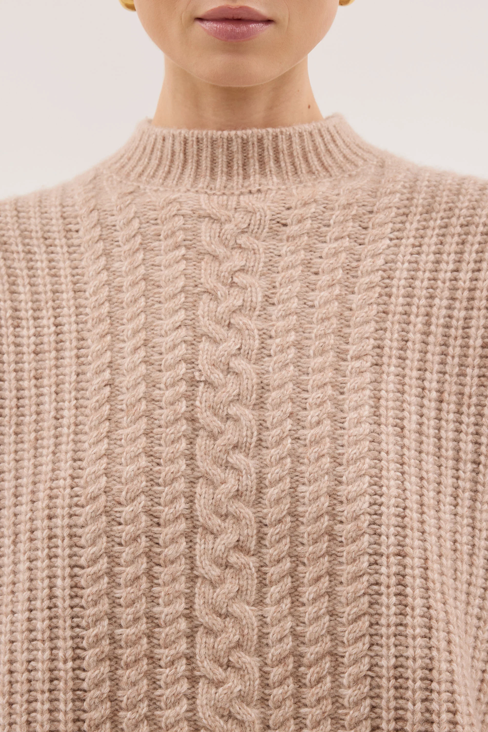 JOLIE OAT CABLE KNIT SWEATER - Image 4