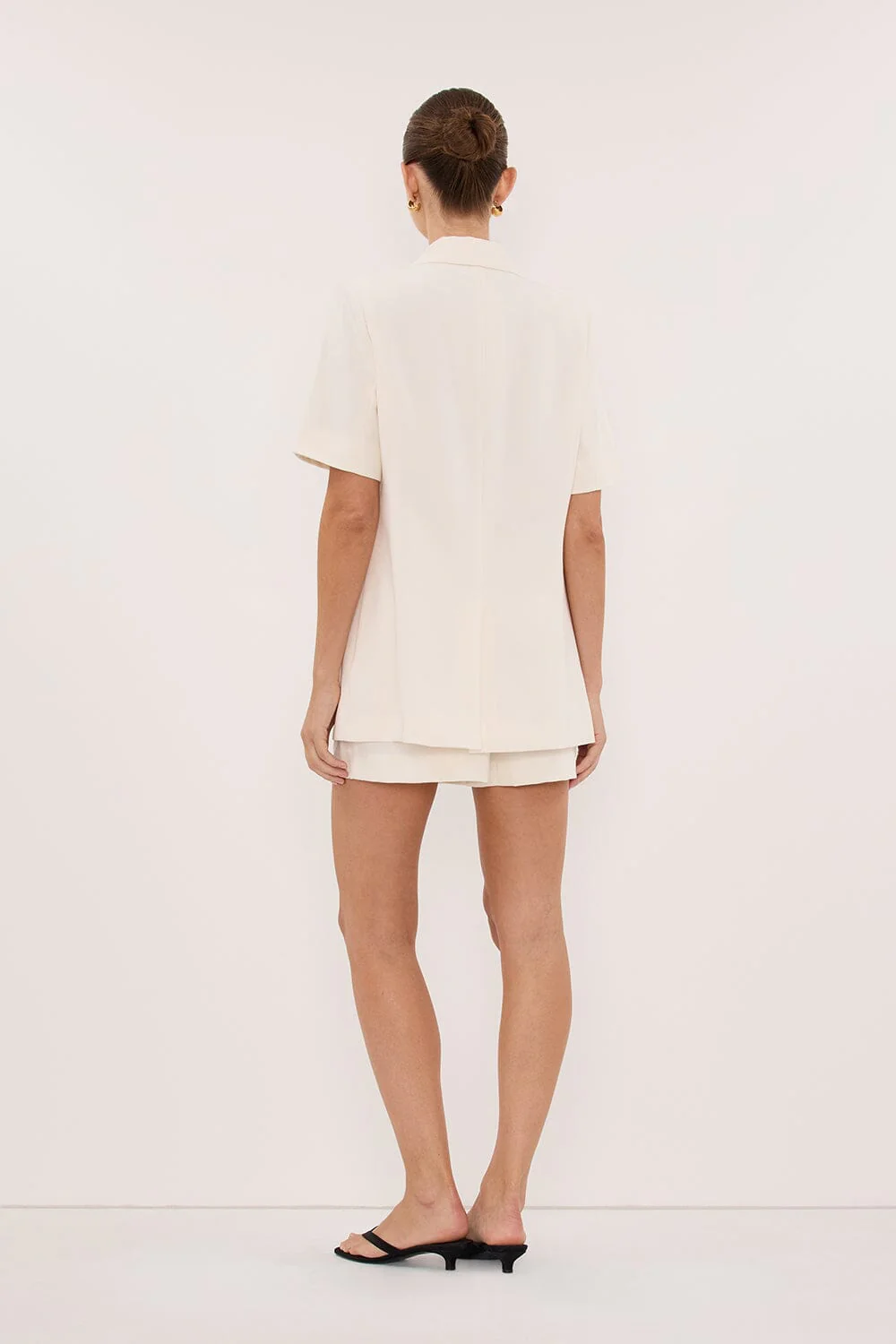 JORDY CREAM SHORT SLEEVE BLAZER - Image 3