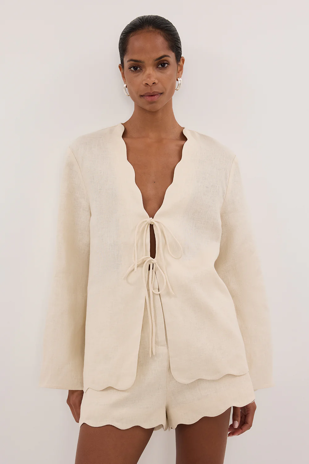 LELA SANDSTONE LONG SLEEVE LINEN TOP - Image 2