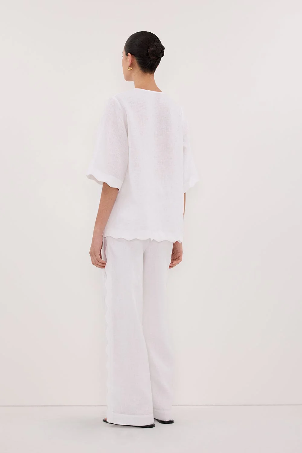 LELA WHITE SHORT SLEEVE LINEN SHIRT - Image 7