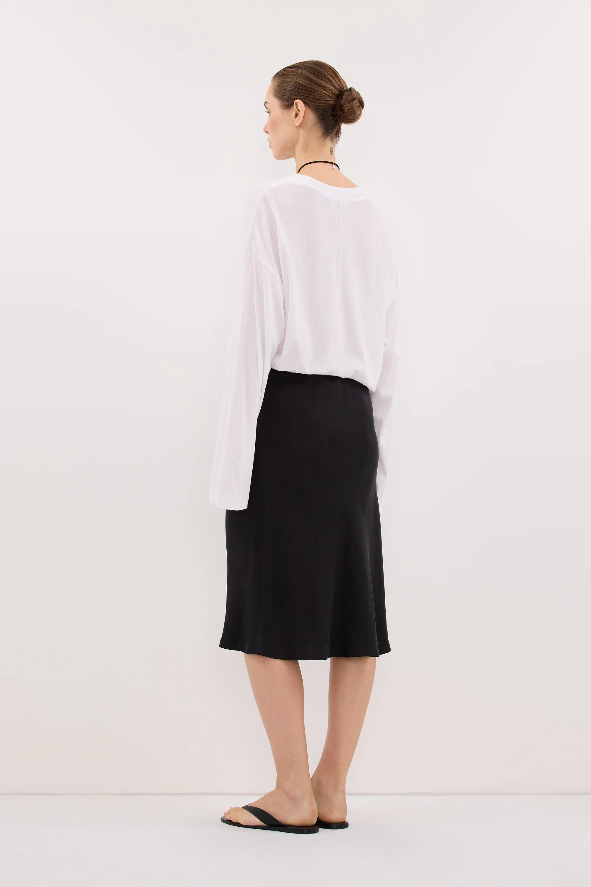 LOUISA BLACK CUPRO KNEE LENGTH SKIRT - Image 4