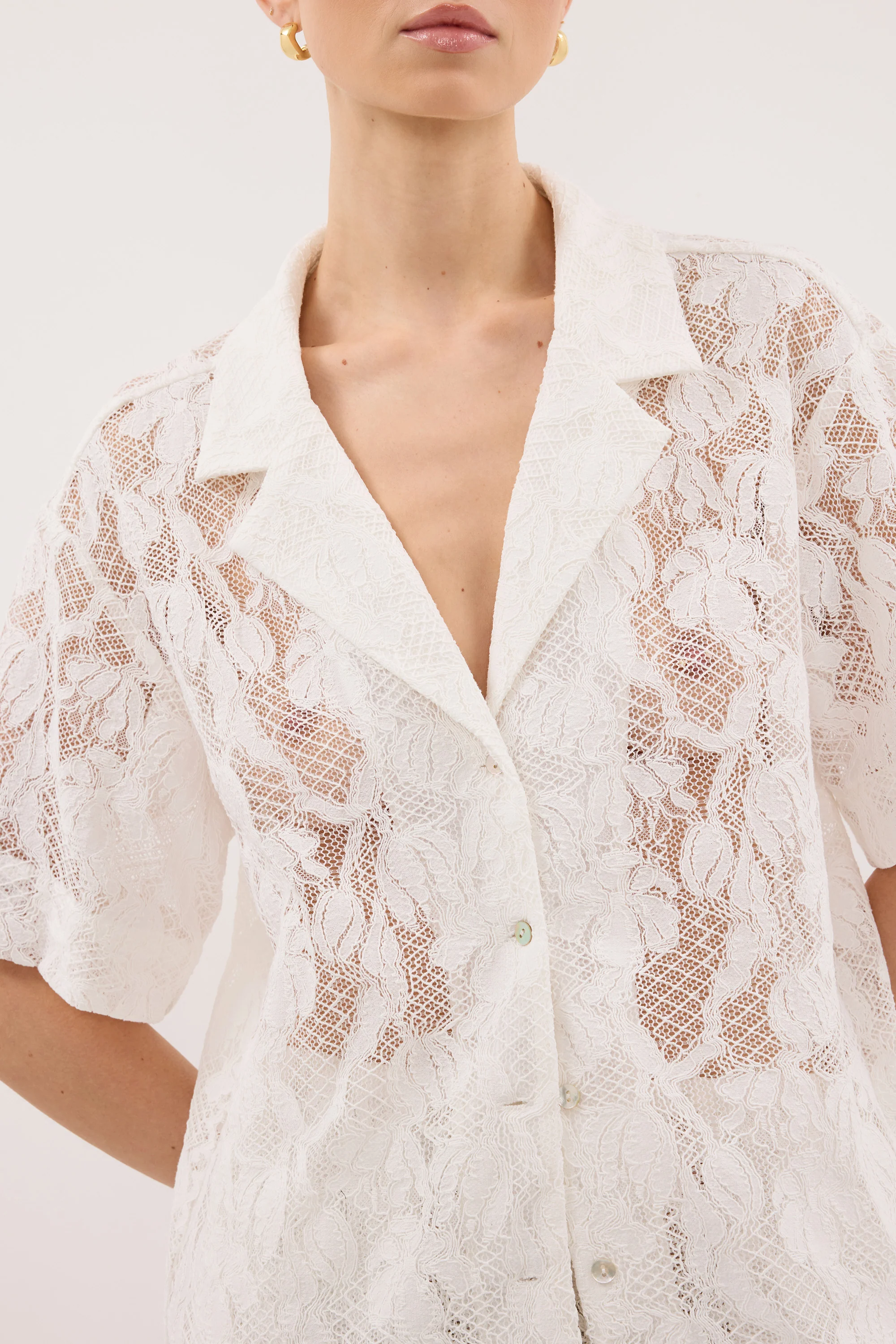 LUCINE WHITE LACE COLLARED SHIRT - Image 4