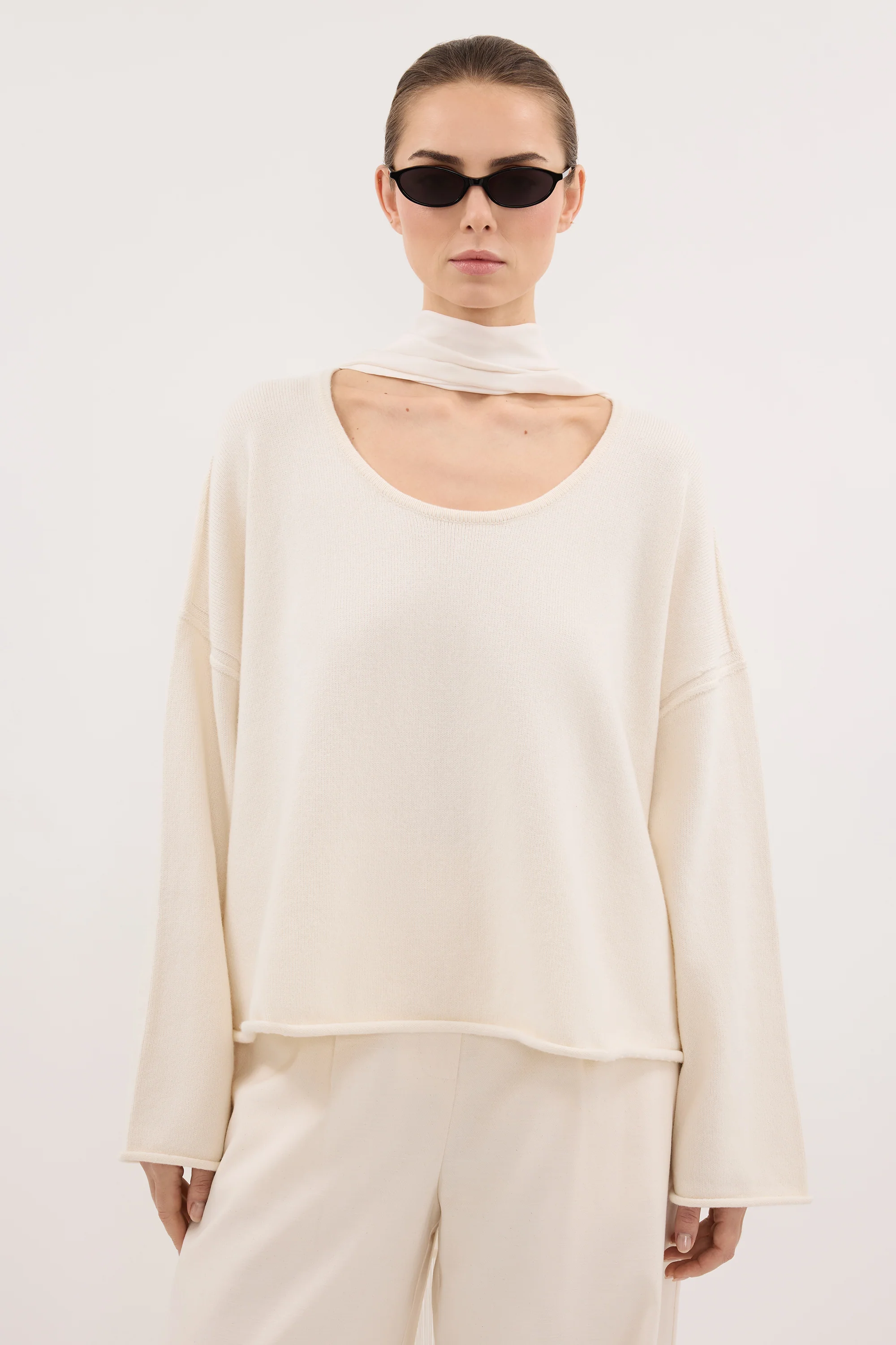 MARTA CREAM KNIT LIGHTWEIGHT JUMPER - Image 2