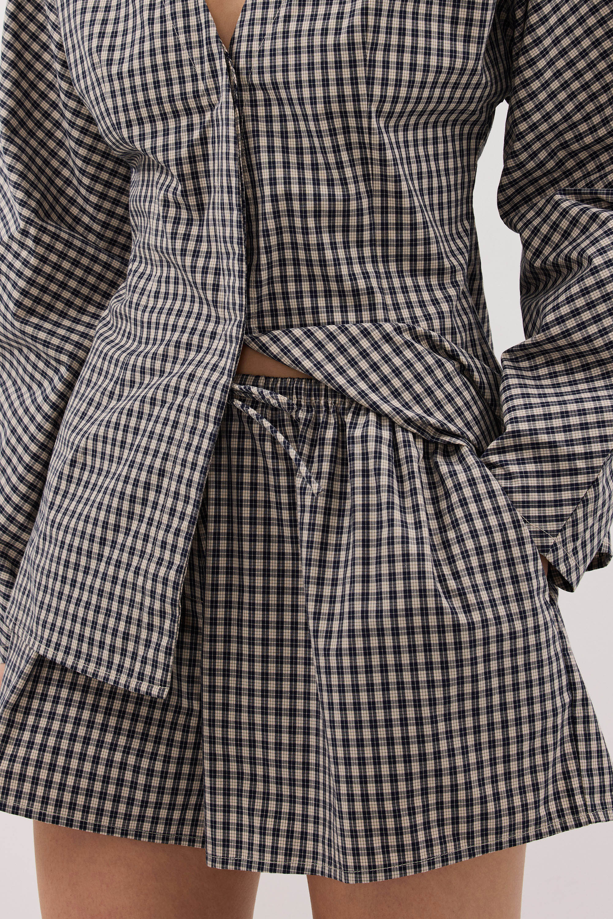 MATILDA INK CHECK SHORT - Image 5