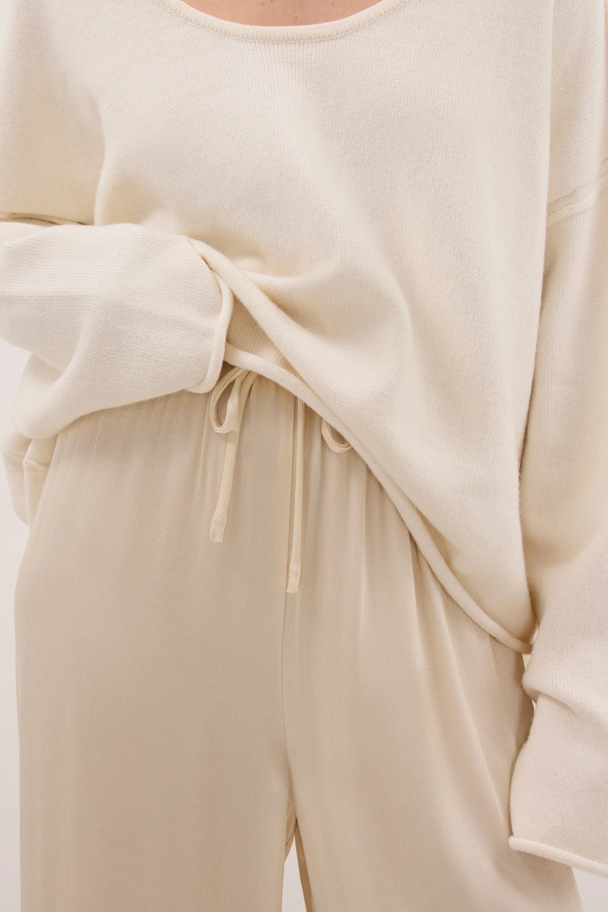 MYA CREAM SATIN PANT - Image 4