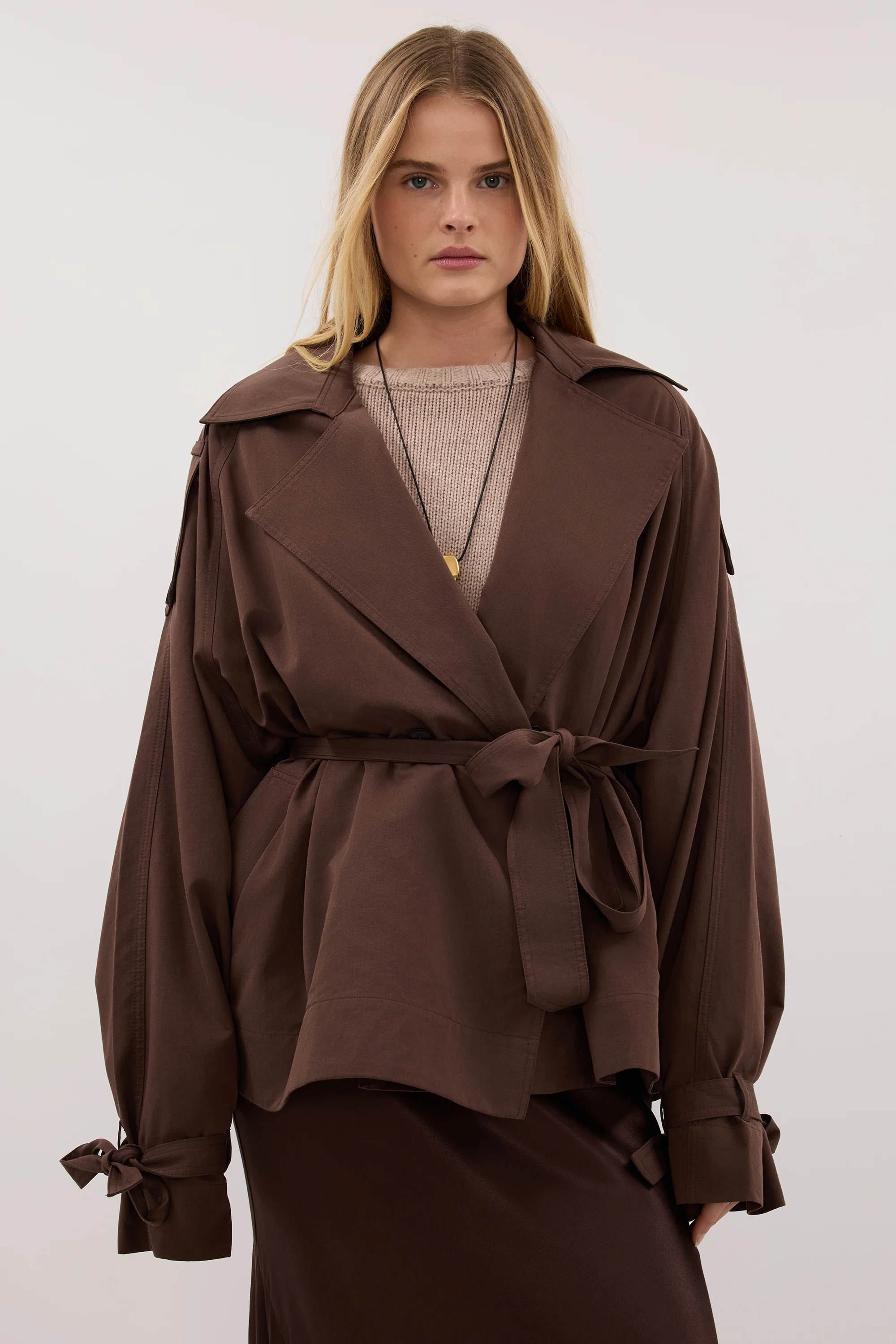 NINA MILK CHOC LIGHTWEIGHT MINI TRENCH - Image 2