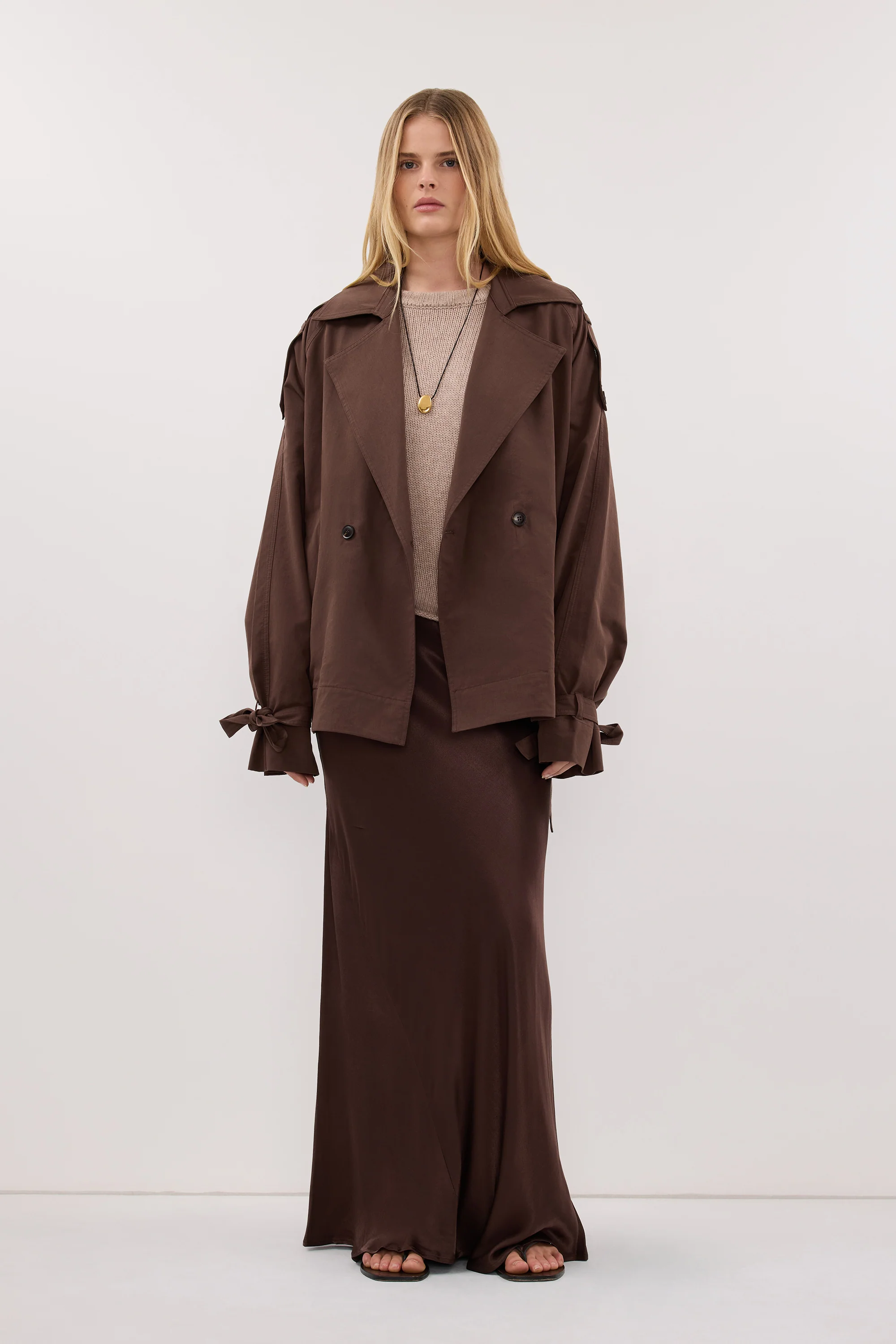 NINA MILK CHOC LIGHTWEIGHT MINI TRENCH - Image 5