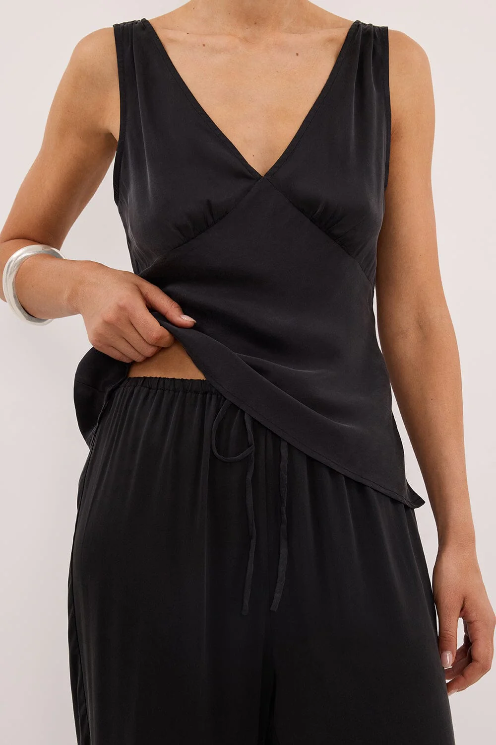 PIPPA BLACK SILK PANT - Image 4
