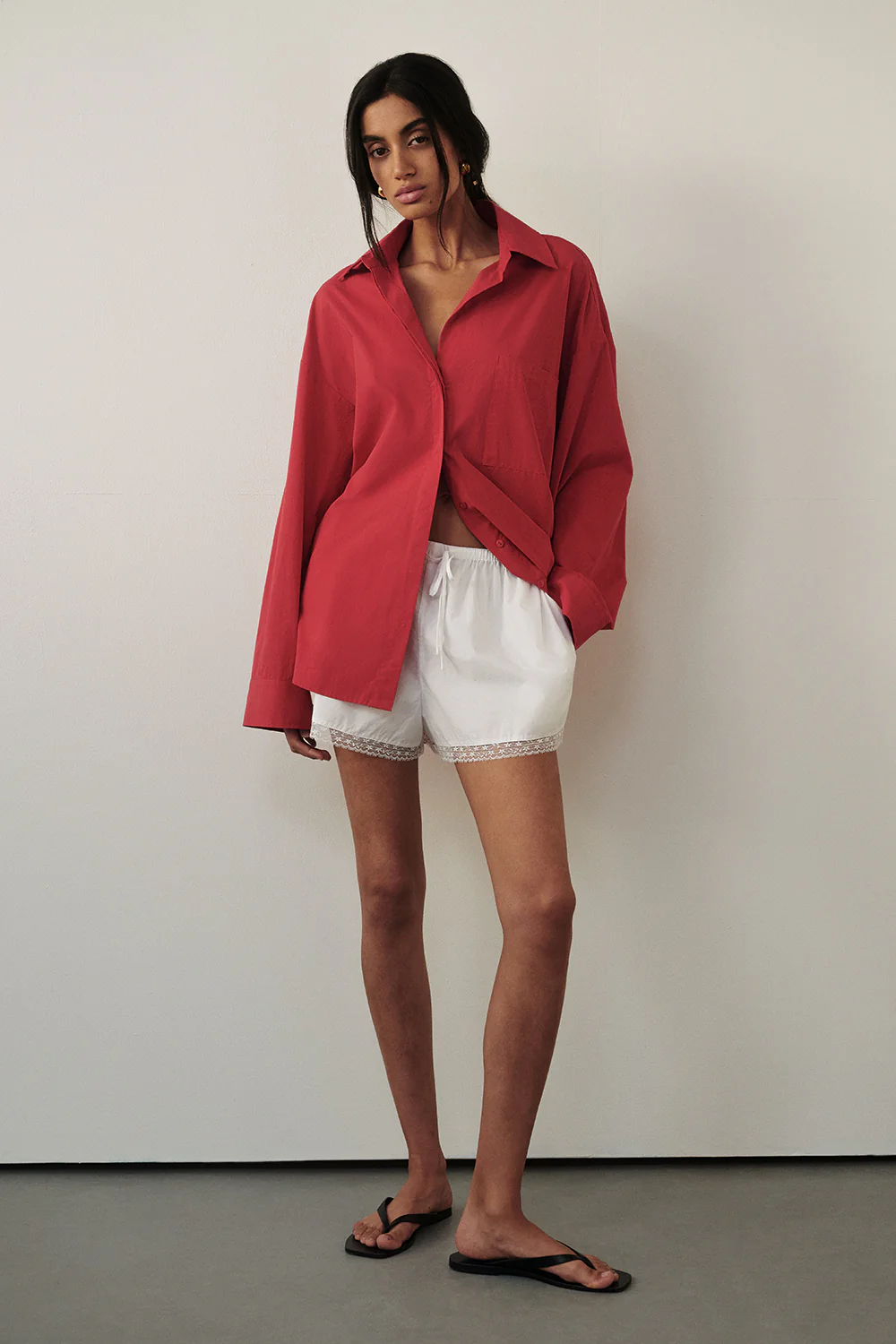 ROSIN WHITE LACE TRIM SHORT