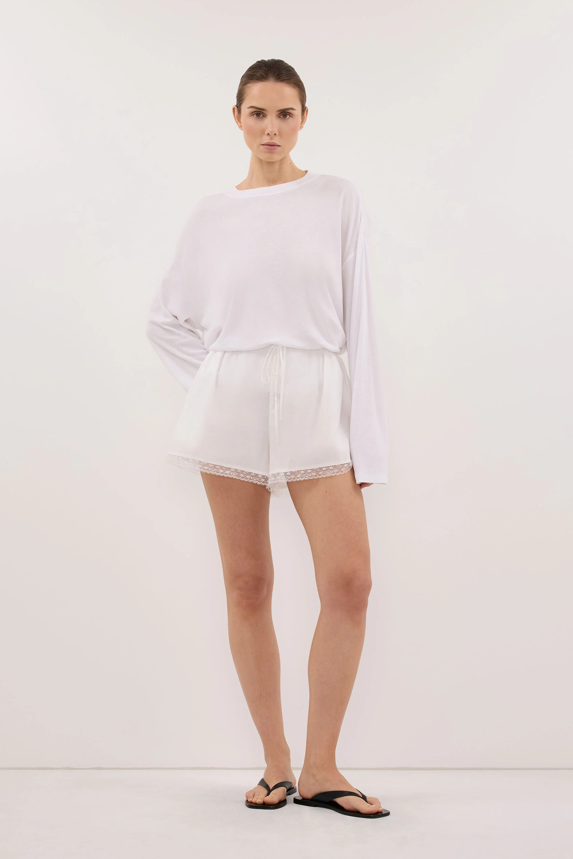 ROSIN WHITE LACE TRIM SHORT - Image 5