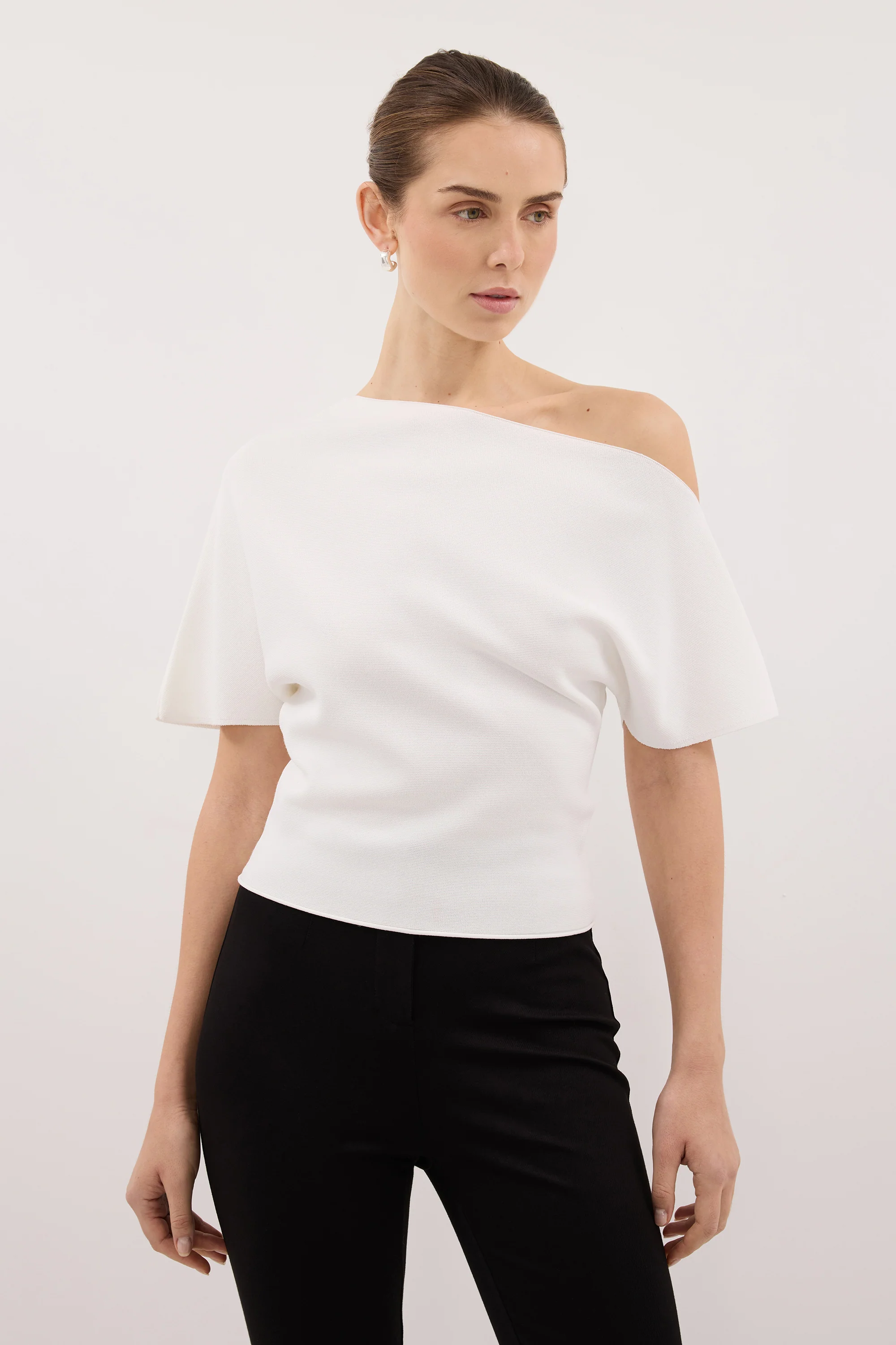 SCARLETT OFF WHITE ASYM KNIT TOP - Image 2