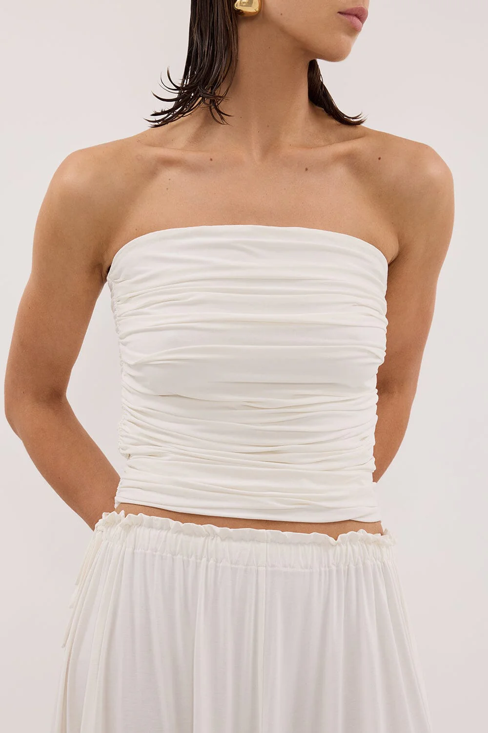 SHARI OFF WHITE STRAPLESS BANDEAU TOP - Image 5