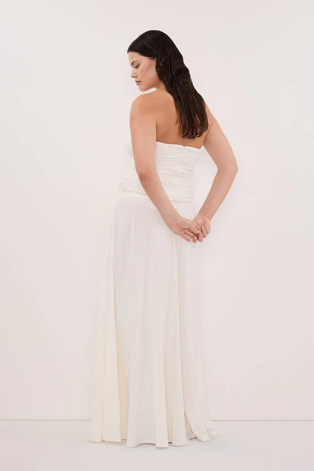 SHARI OFF WHITE STRAPLESS BANDEAU TOP - Image 7