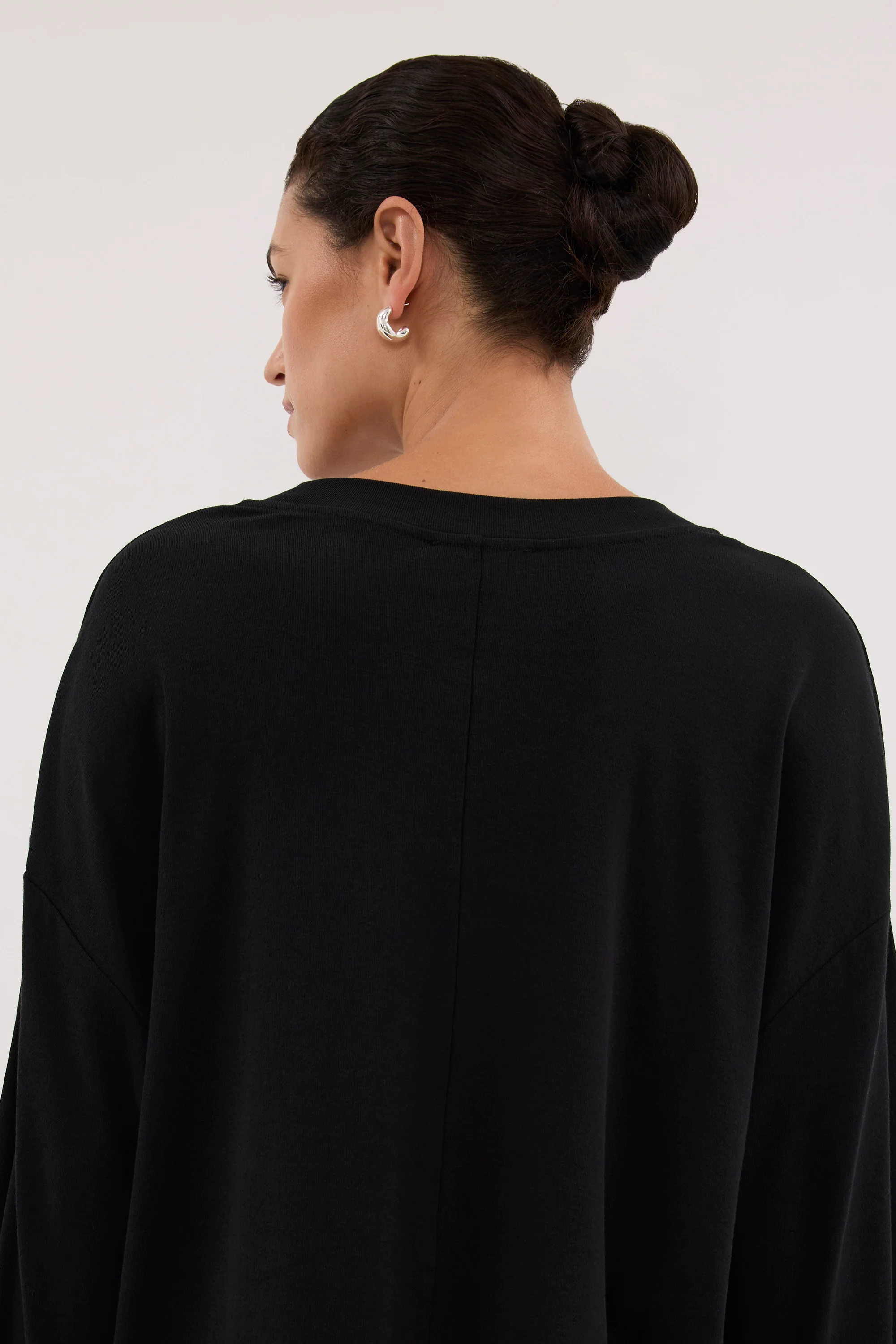SLOANE BLACK LONG SLEEVE CREW KNIT TOP - Image 6