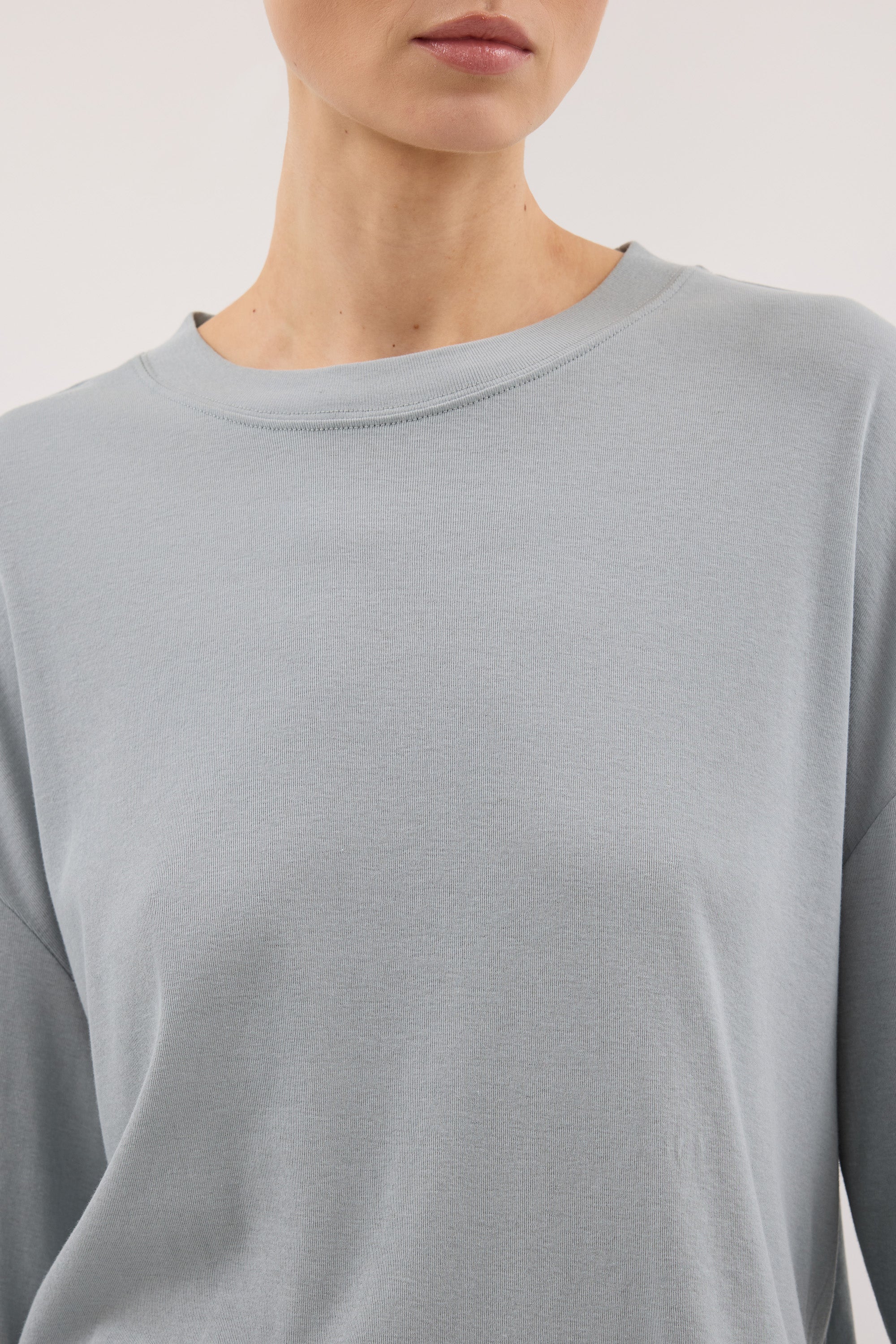SLOANE MINERAL LONG SLEEVE CREW KNIT TOP - Image 5
