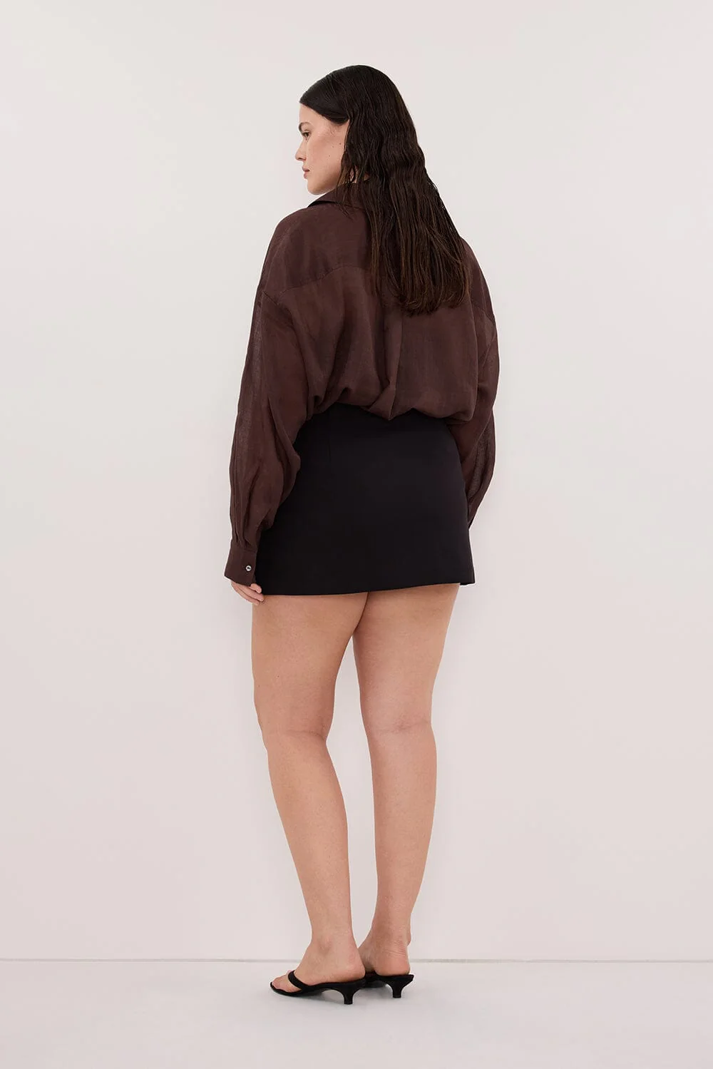 SOHO BLACK TAILORED SKORT - Image 8