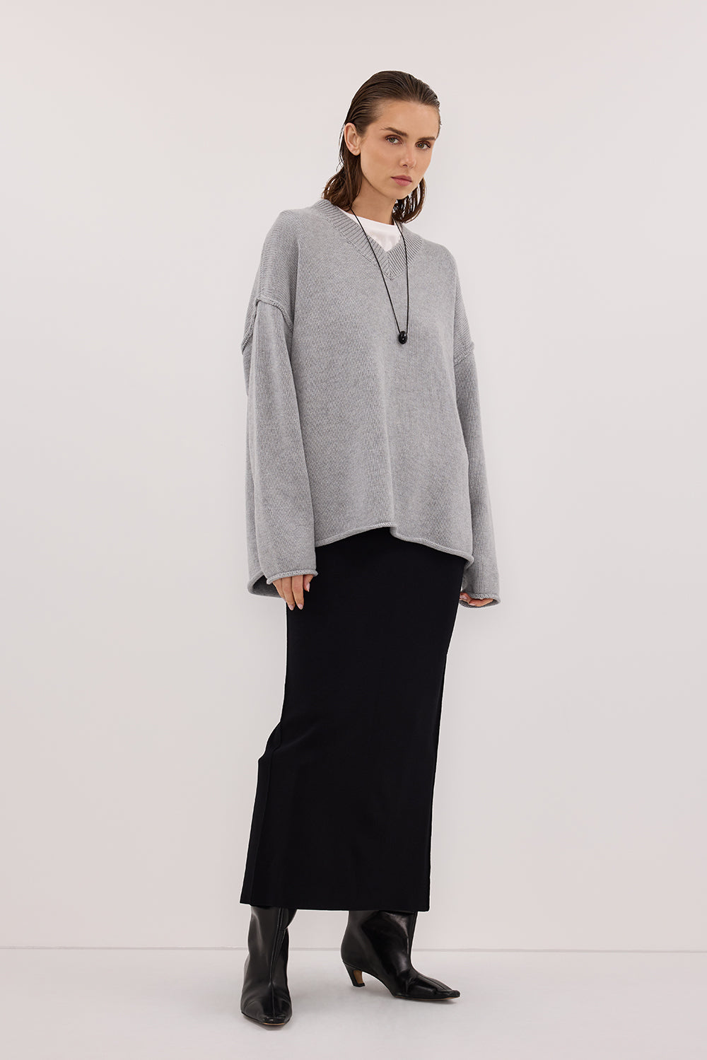 SOL BLACK KNIT MIDI SKIRT - Image 3