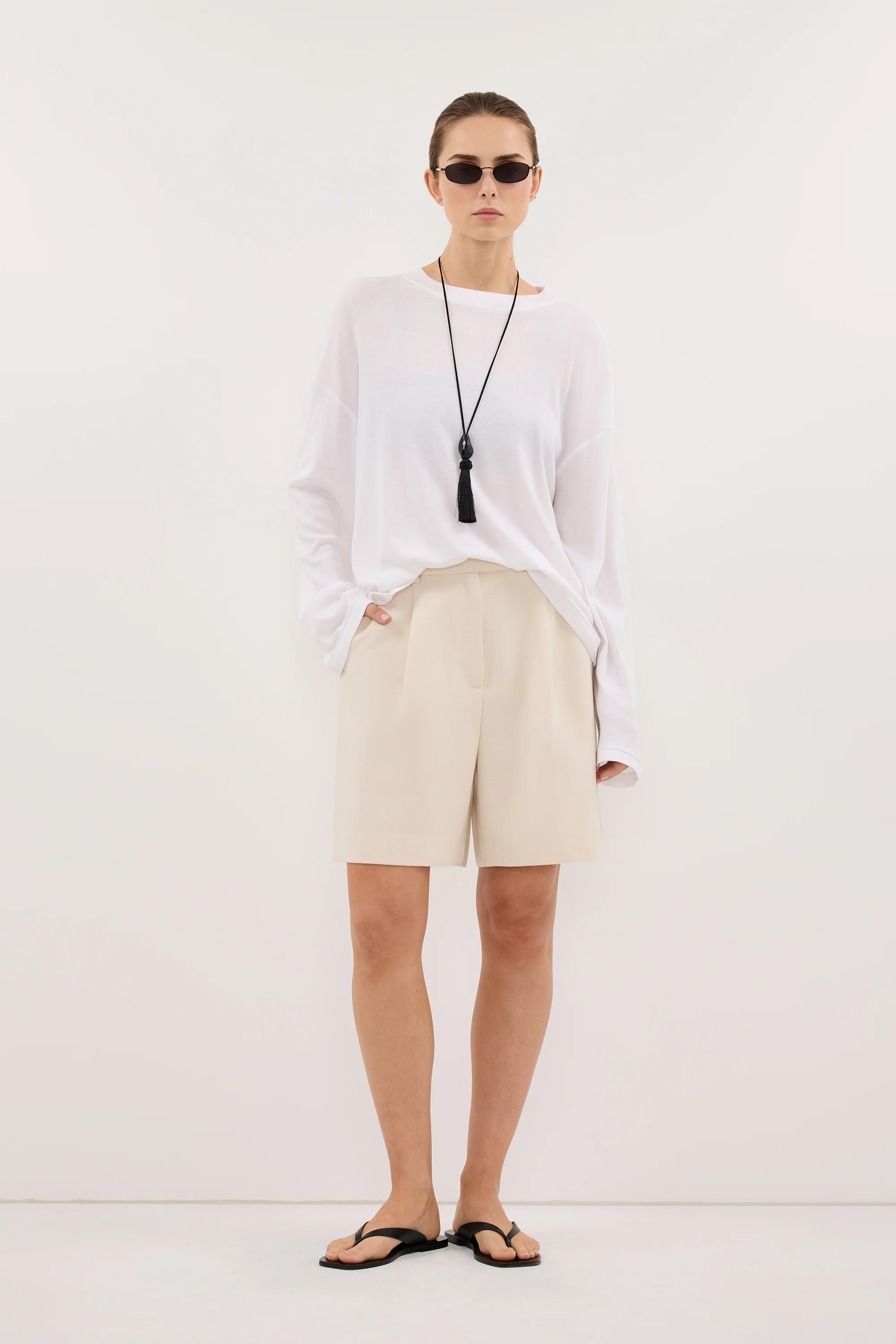 SOLENE CREAM BERMUDA SHORT - Image 3