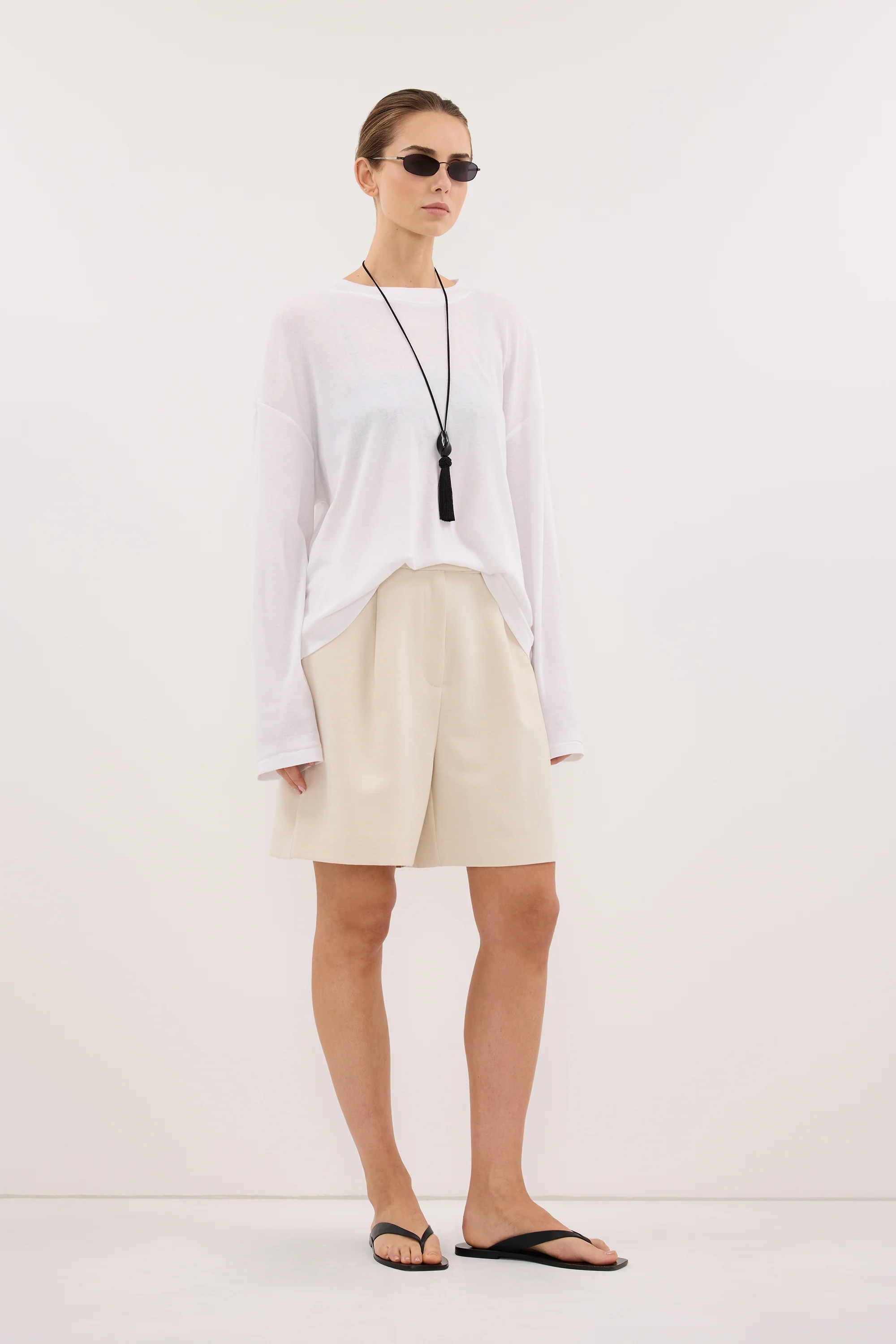 SOLENE CREAM BERMUDA SHORT - Image 4