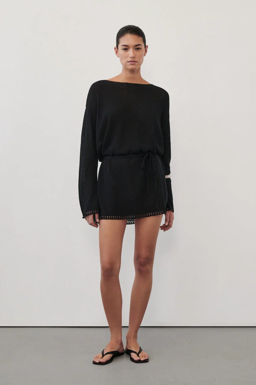 TARI BLACK KNIT LONG SLEEVE MINI DRESS - Image 3