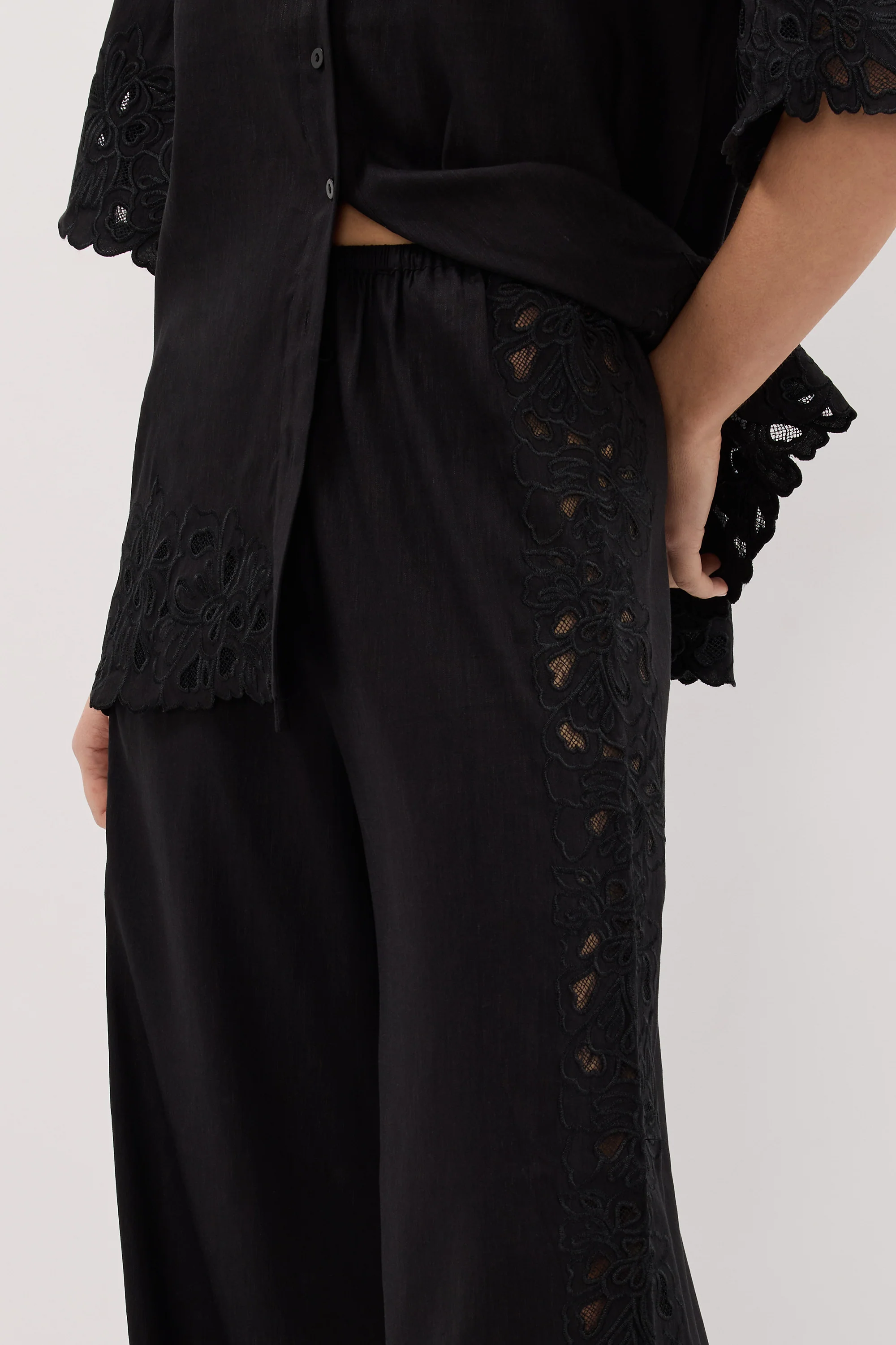 ZARIA BLACK PANT - Image 5