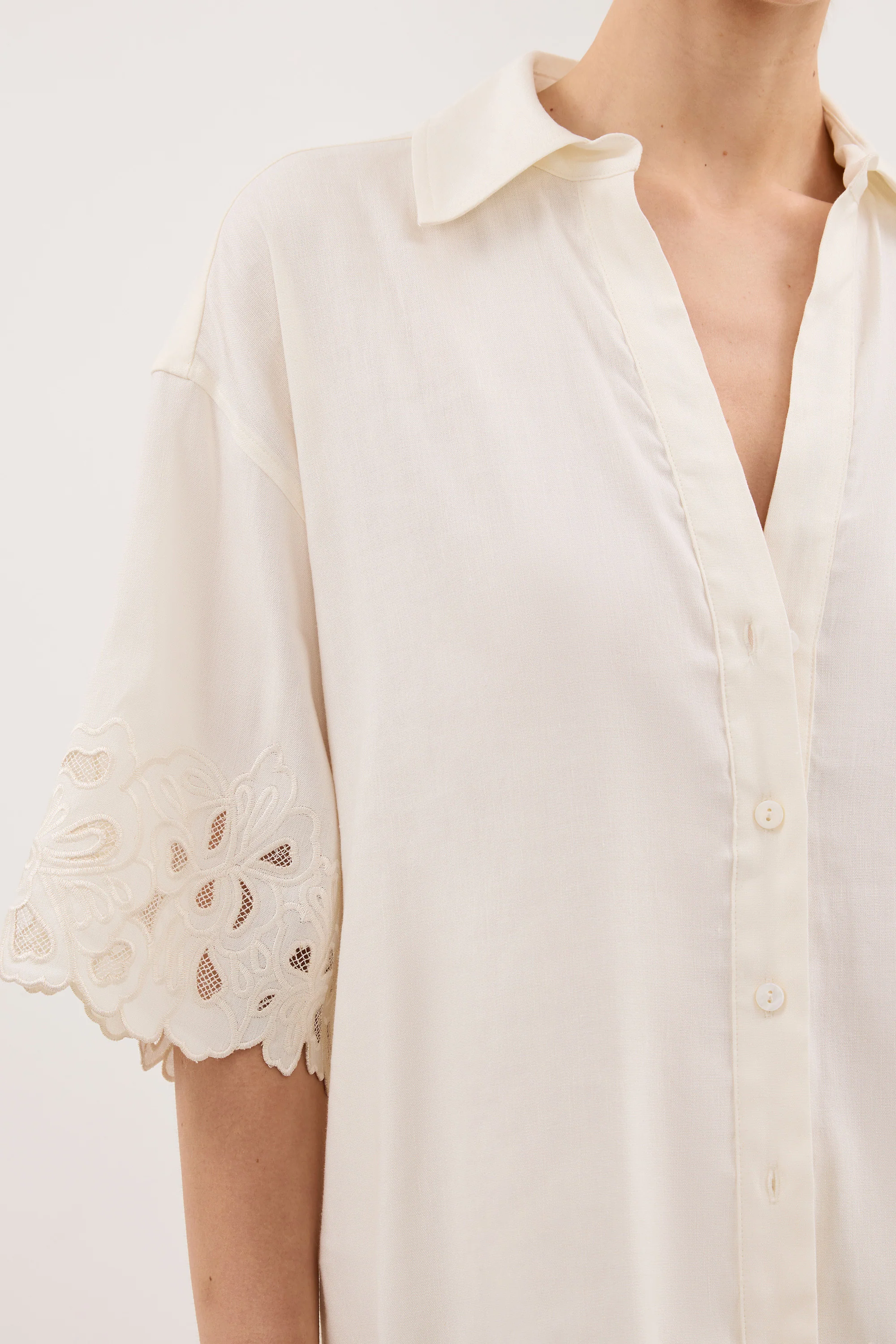 ZARIA OFF WHITE SHIRT - Image 5